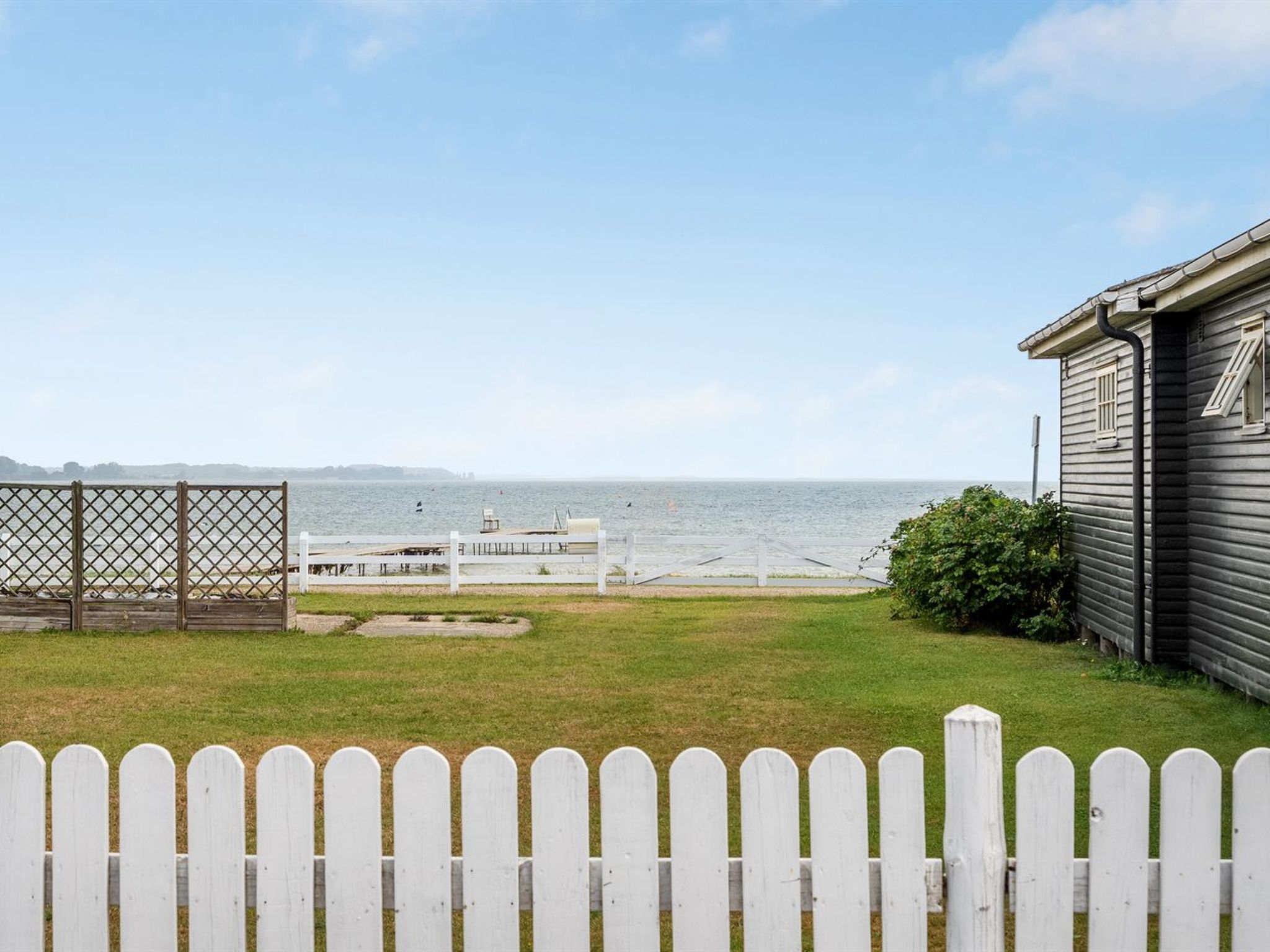 "Pedersen" - 50m from the sea