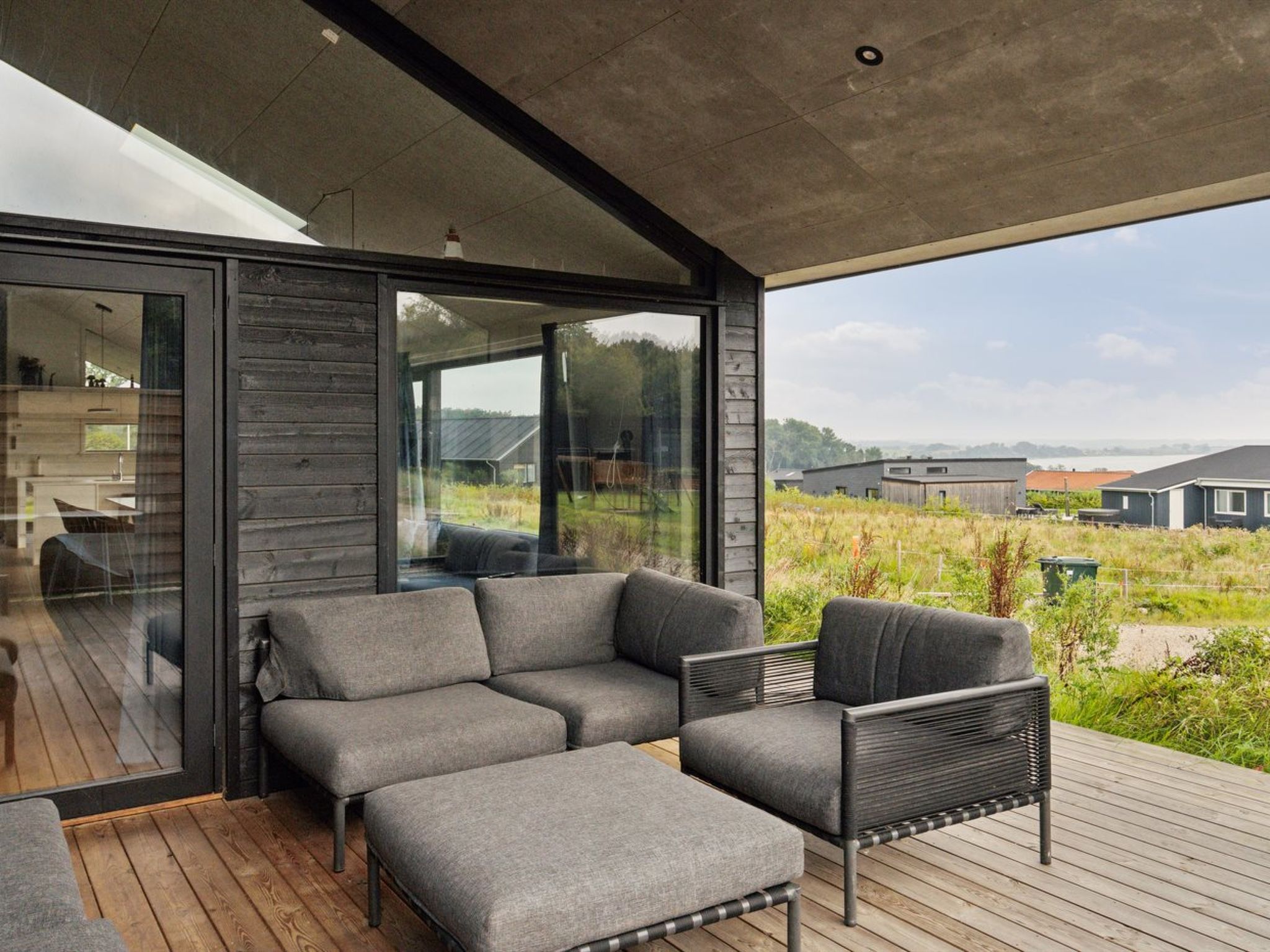 "Gunborg" - 400m from the sea - Buiten