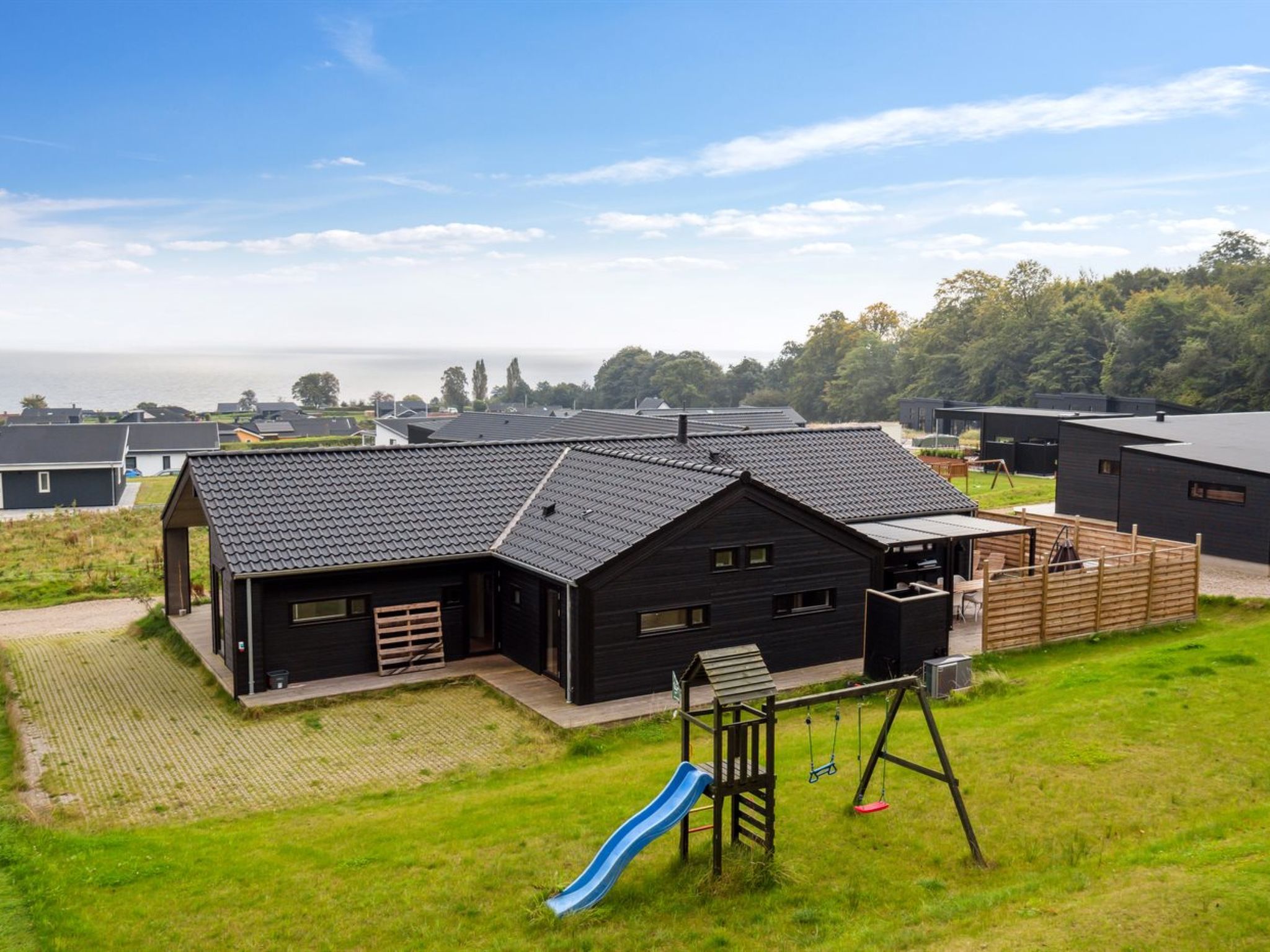 "Gunborg" - 400m from the sea - Buiten