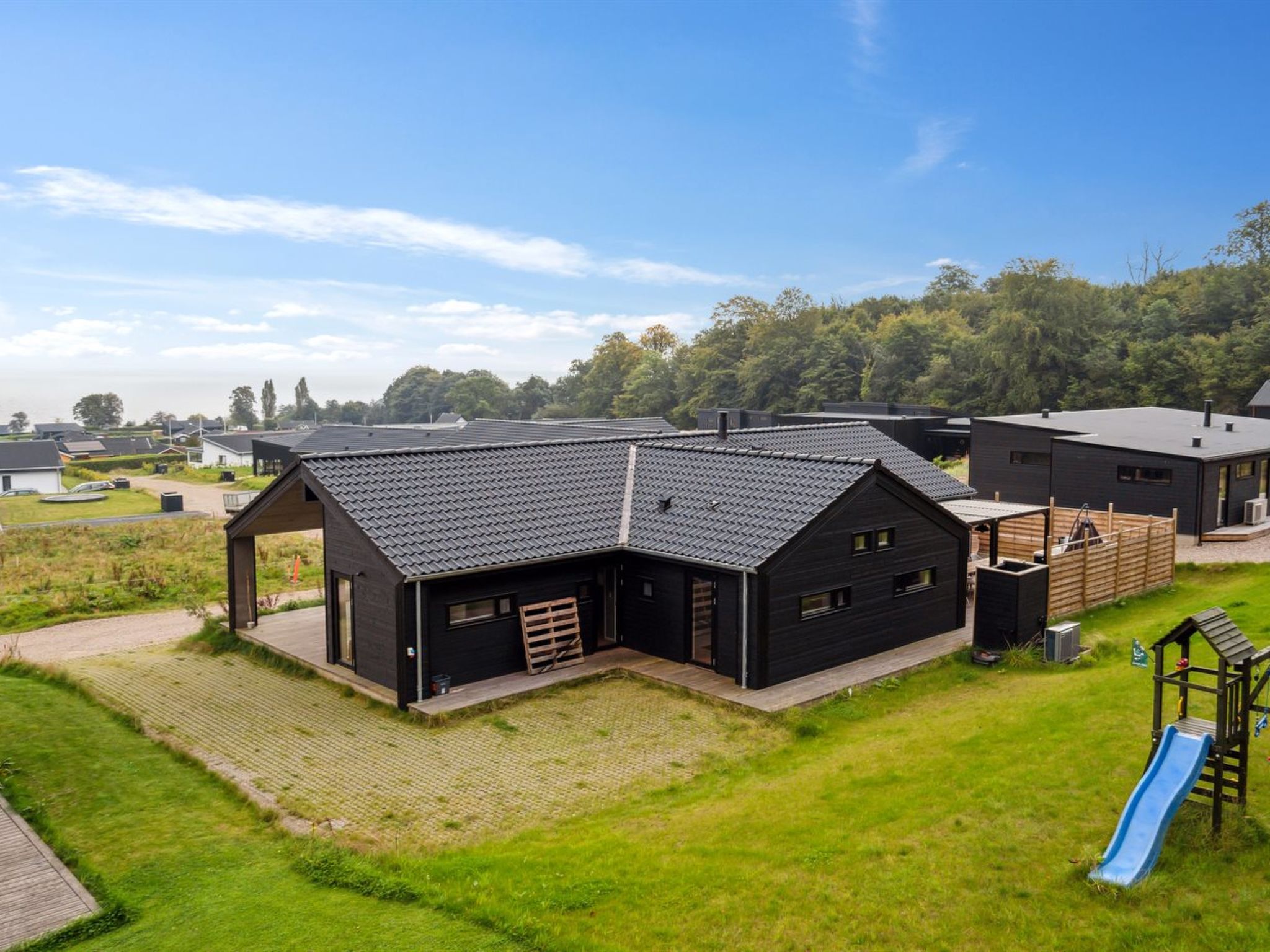 "Gunborg" - 400m from the sea - Buiten