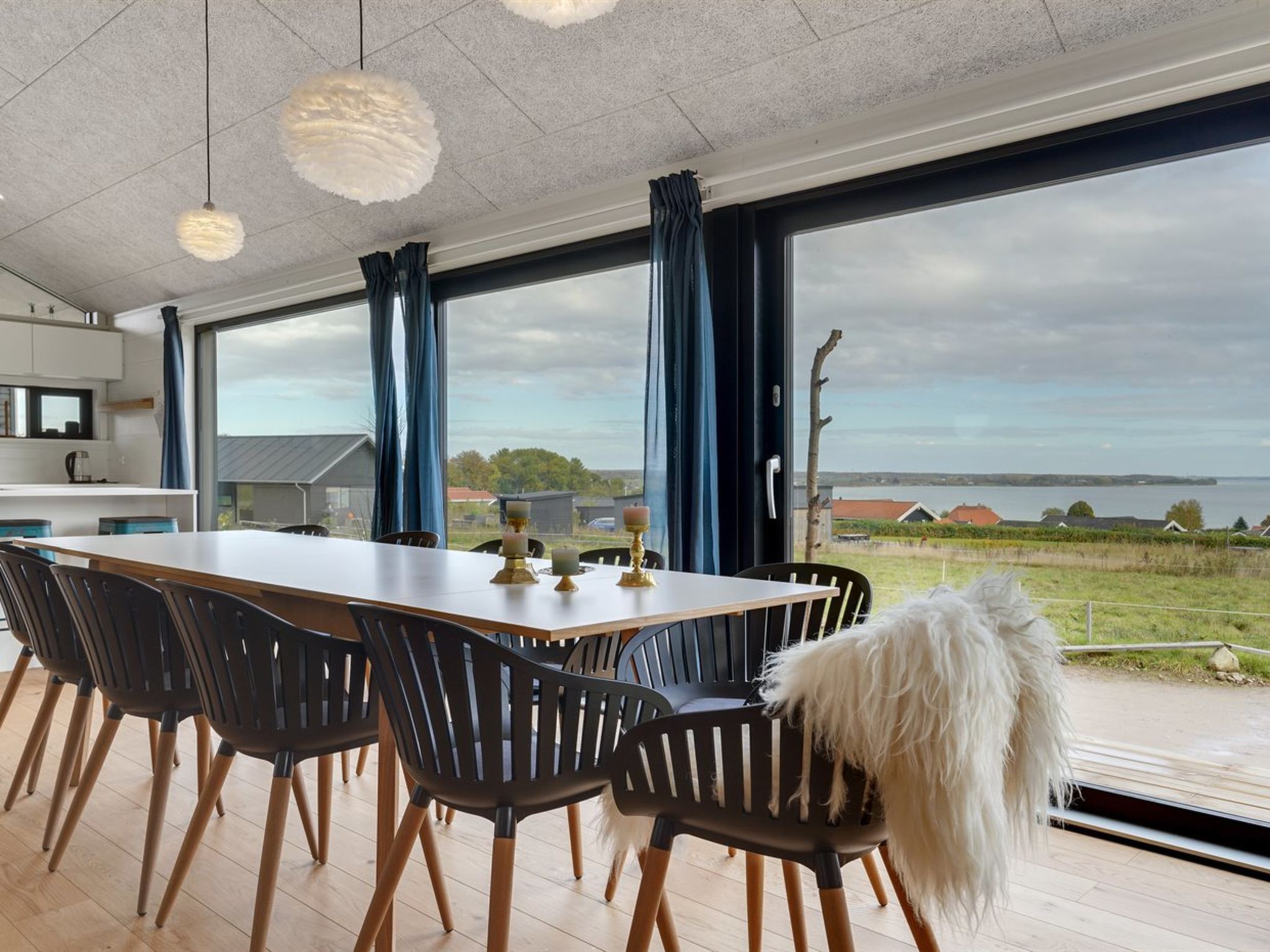 "Gunborg" - 400m from the sea - Binnen