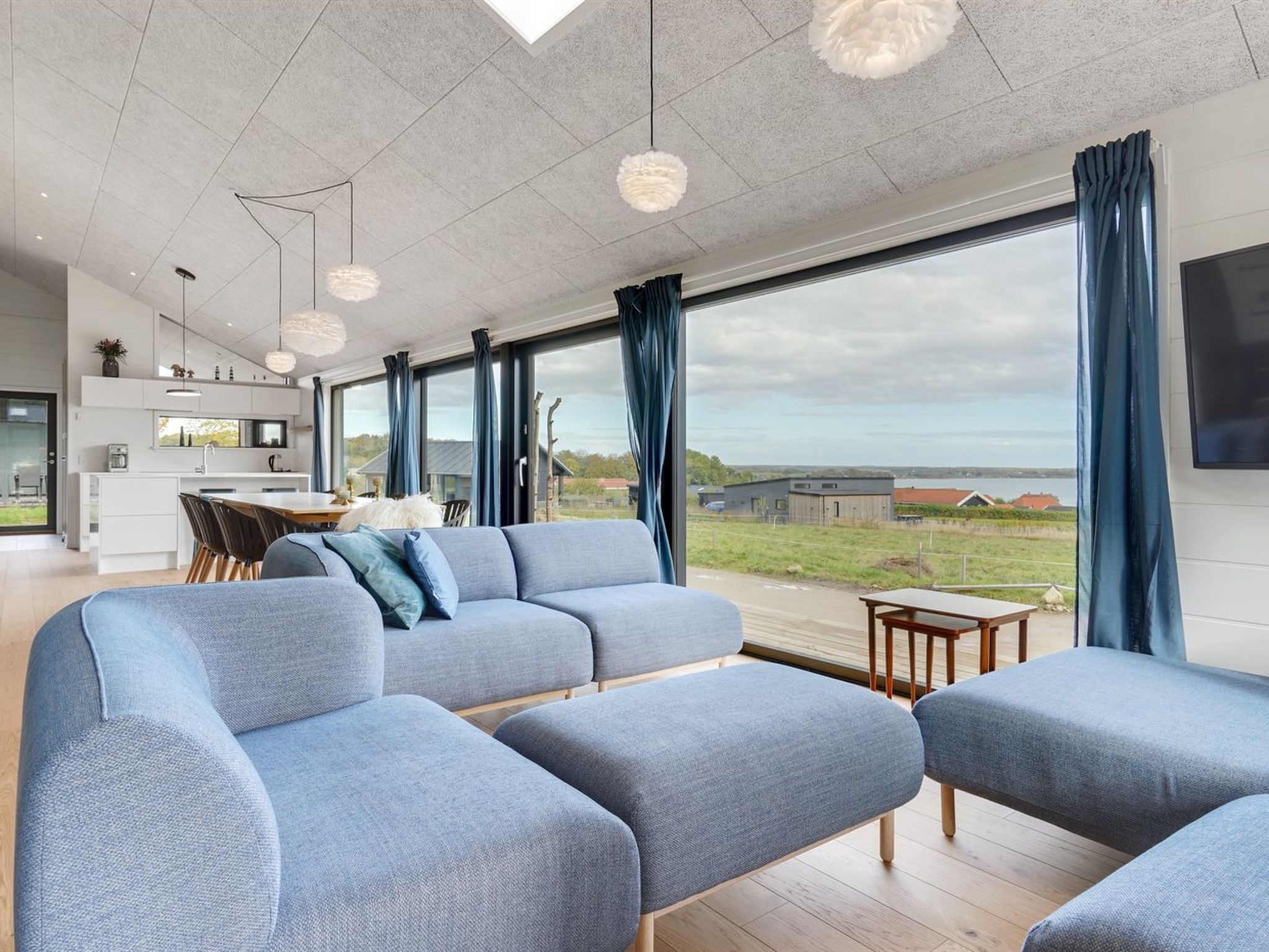 "Gunborg" - 400m from the sea-Binnen
