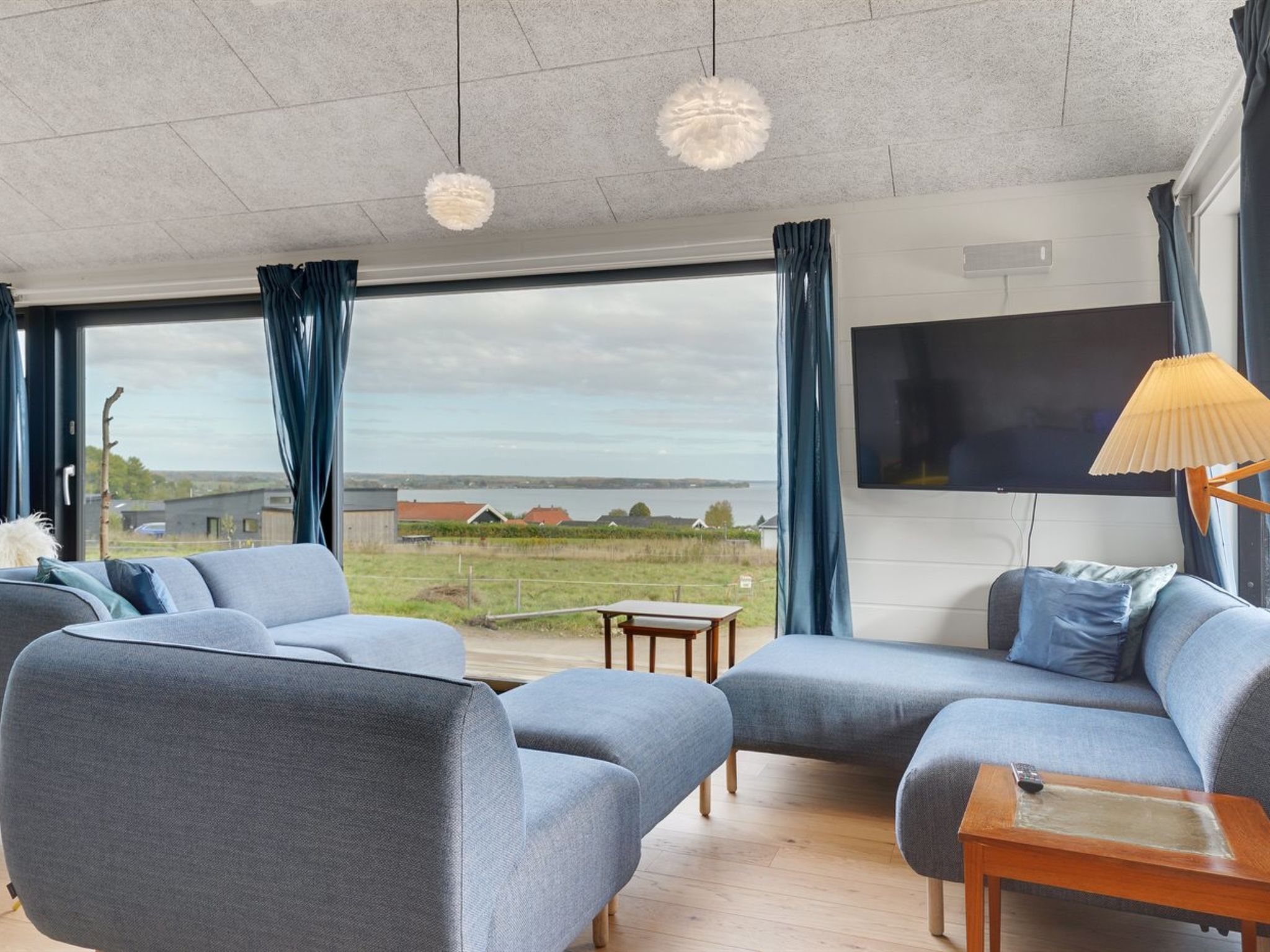 "Gunborg" - 400m from the sea-Binnen