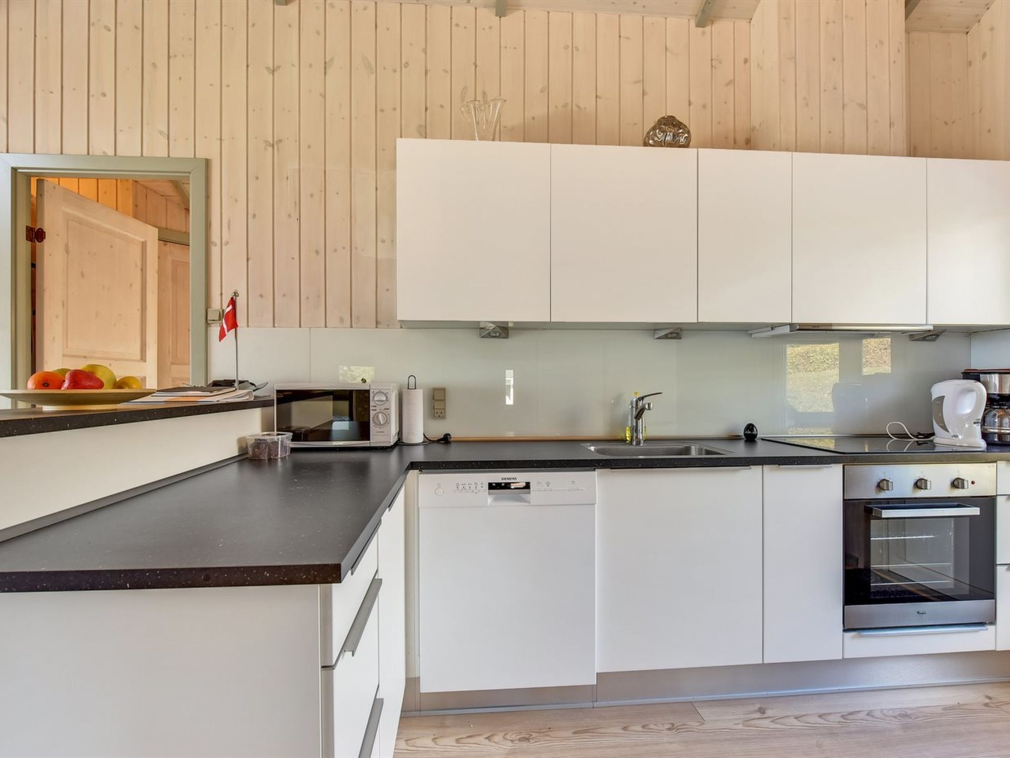 "Apsolon" - 150m from the sea - Binnen