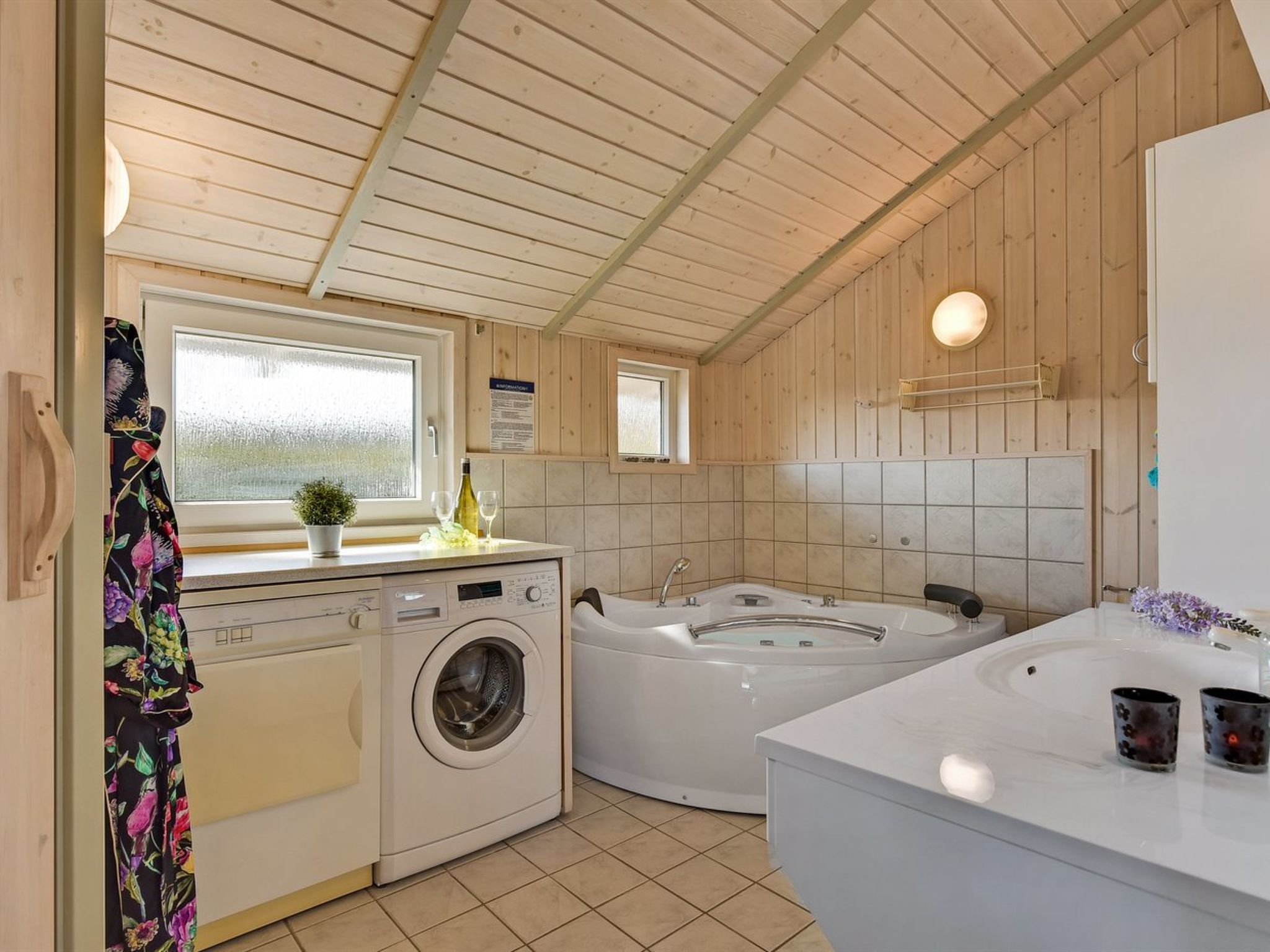 "Apsolon" - 150m from the sea - Binnen