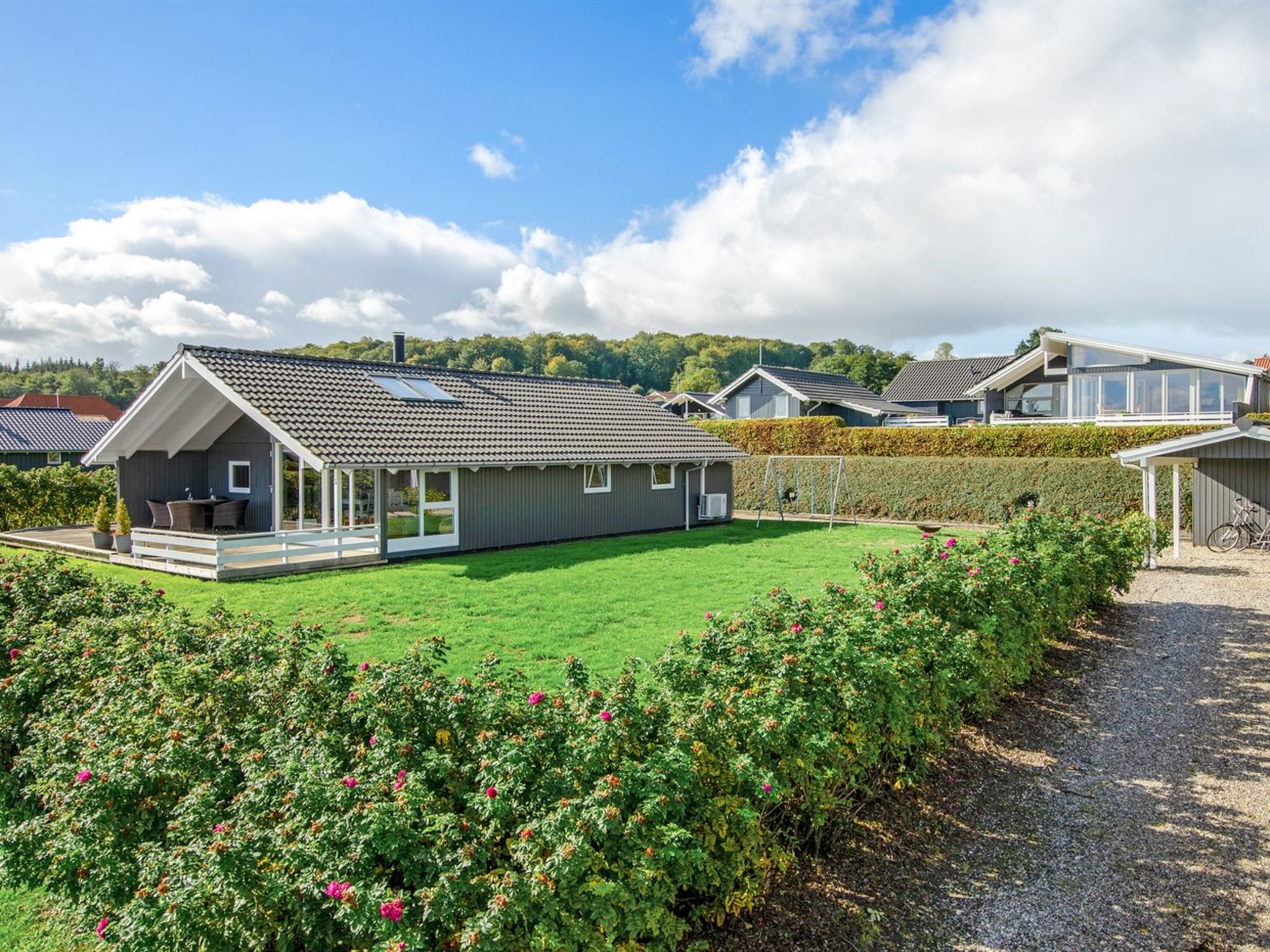 "Apsolon" - 150m from the sea - Buiten