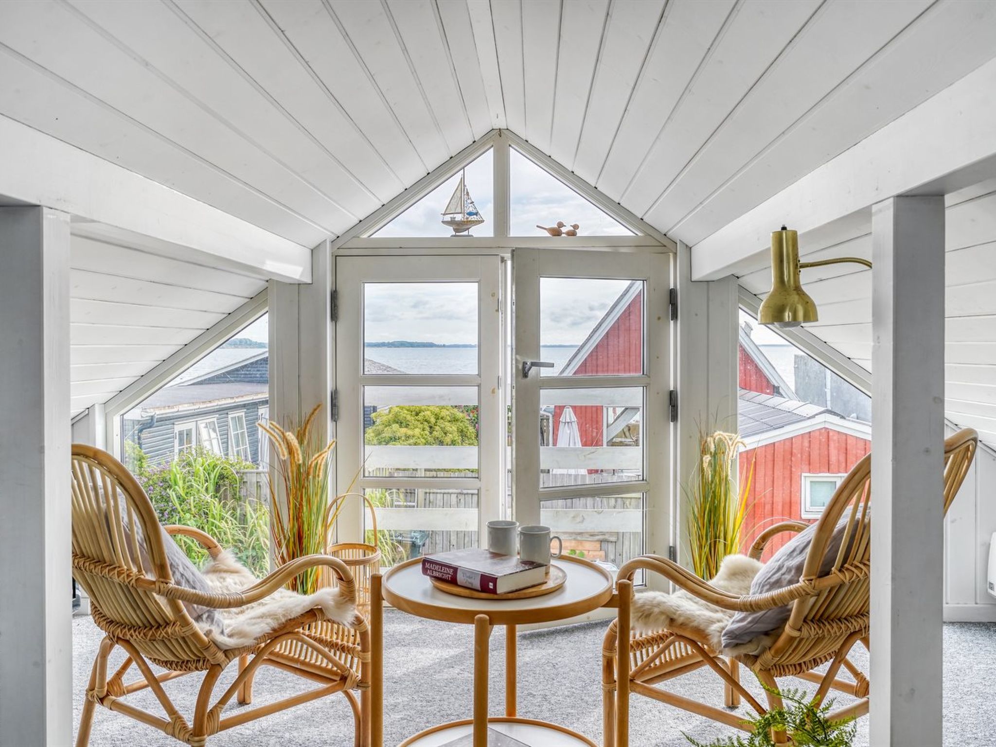 "Ajvi" - 50m from the sea-Binnen