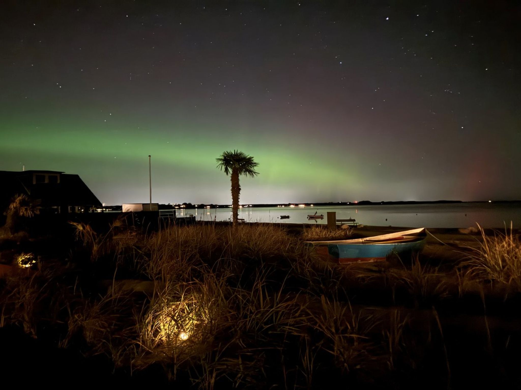 "Eino" - 30m from the sea
