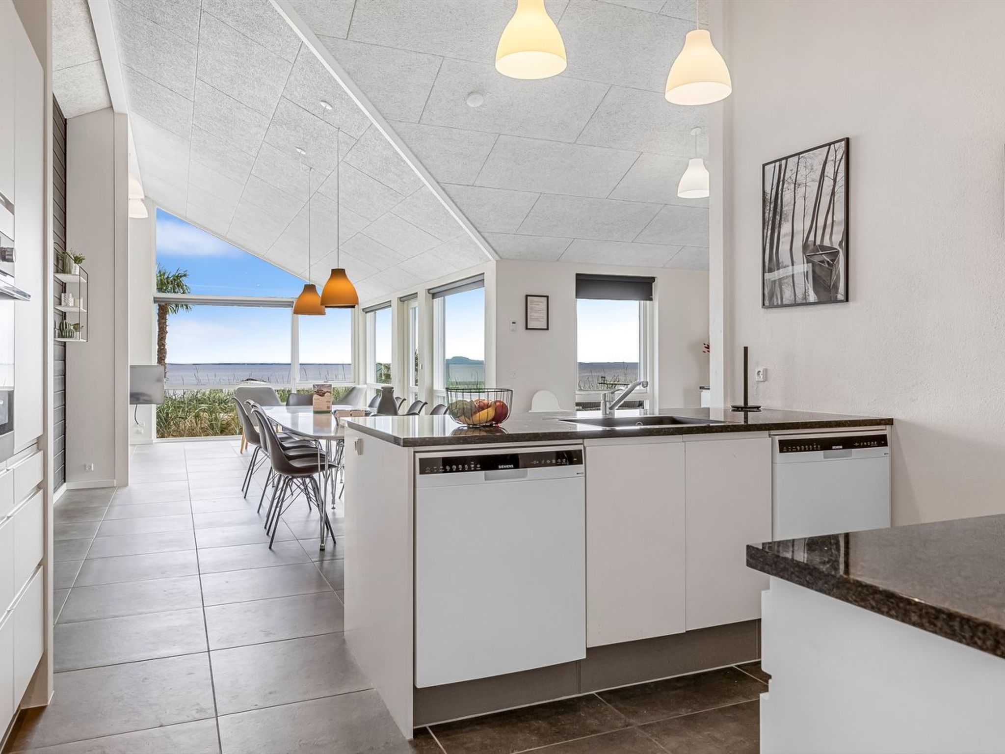 "Eino" - 30m from the sea - Inside
