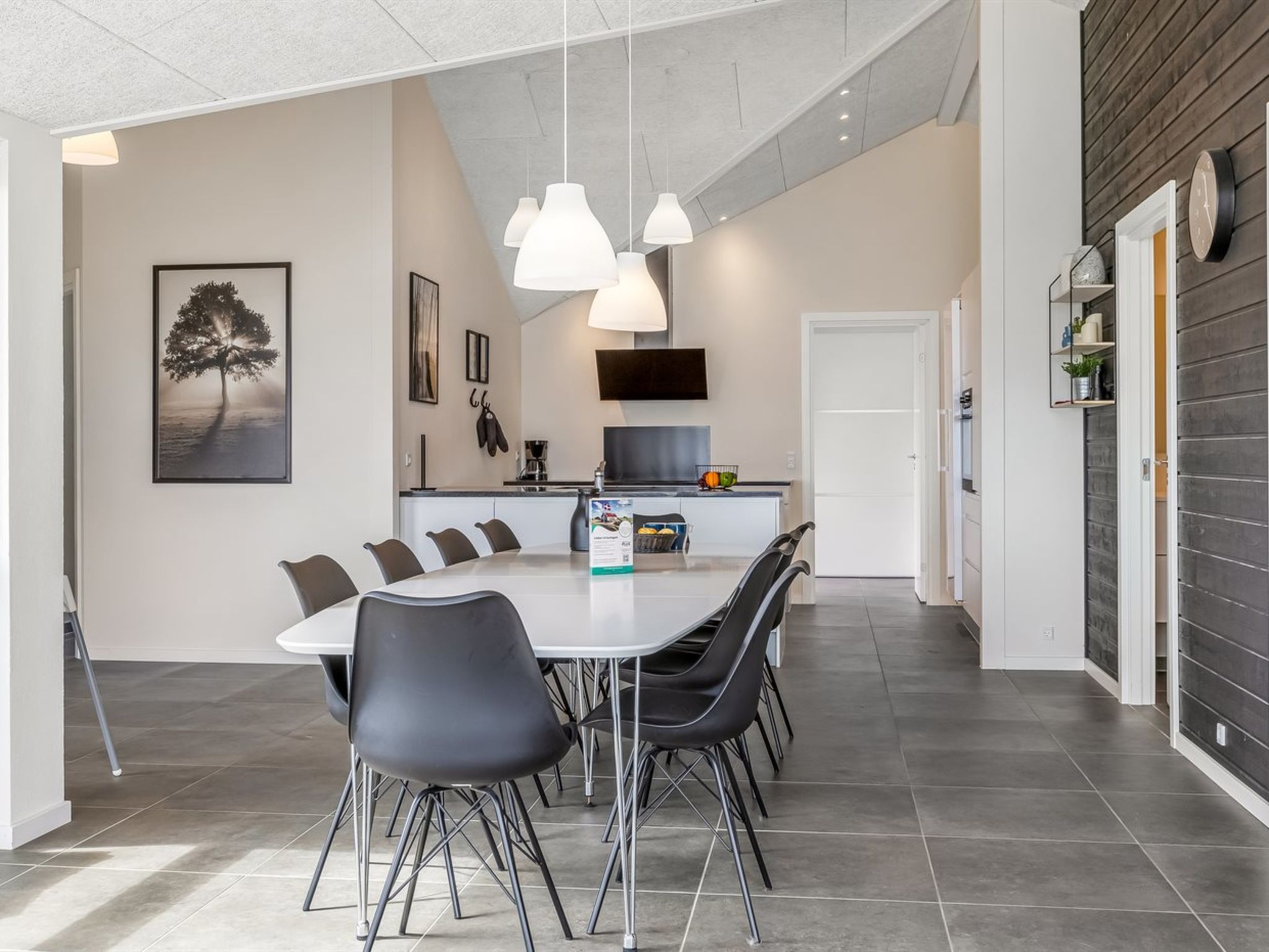 "Eino" - 30m from the sea - Inside