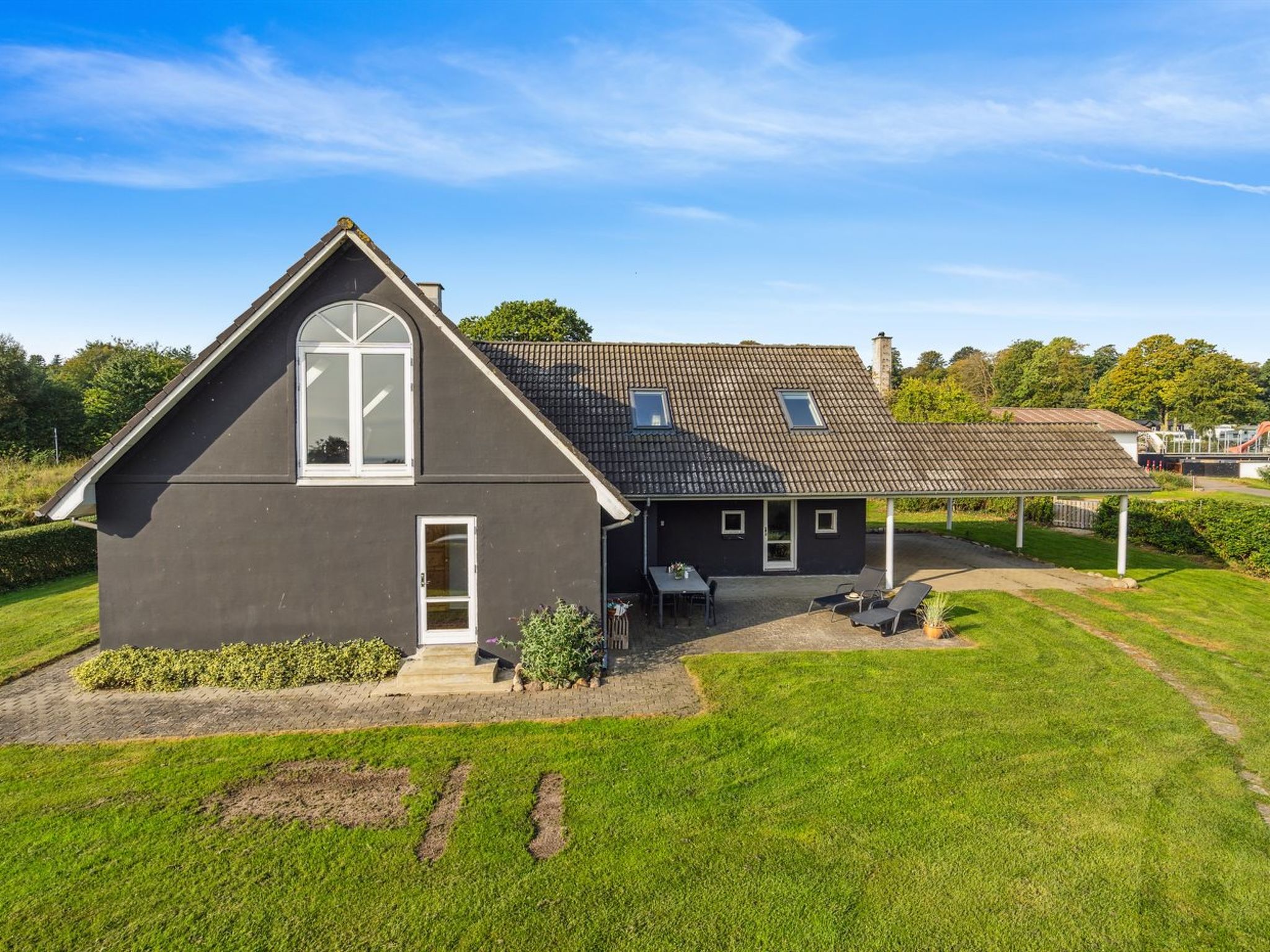 "Cajsa" - 200m from the sea - Buiten