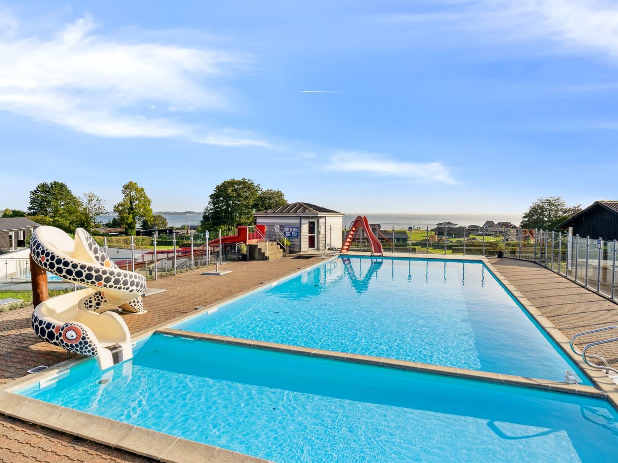 "Cajsa" - 200m from the sea - Buiten
