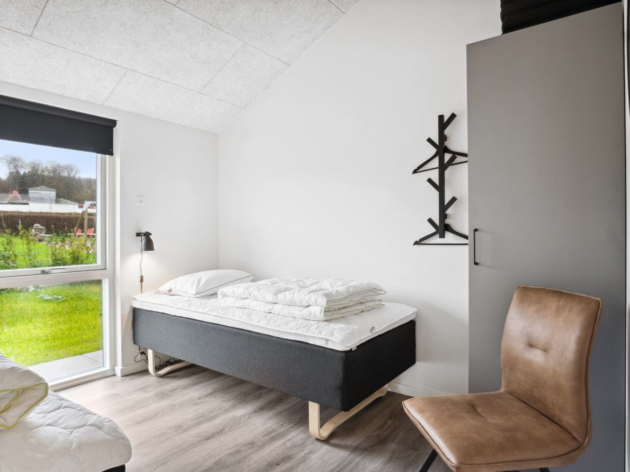 "Clare" - 100m from the sea-Binnen