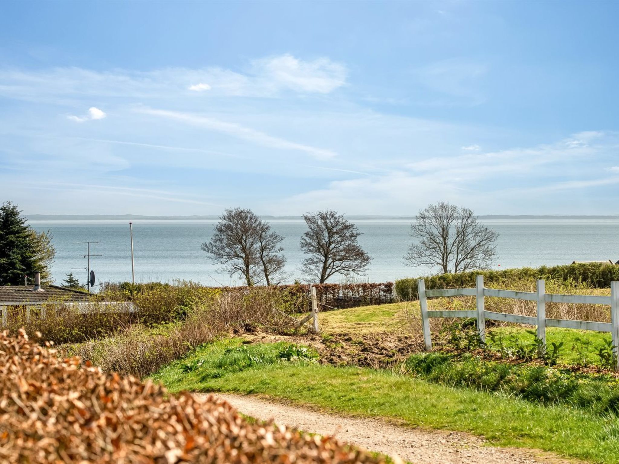 "Halla" - 250m from the sea - Outside
