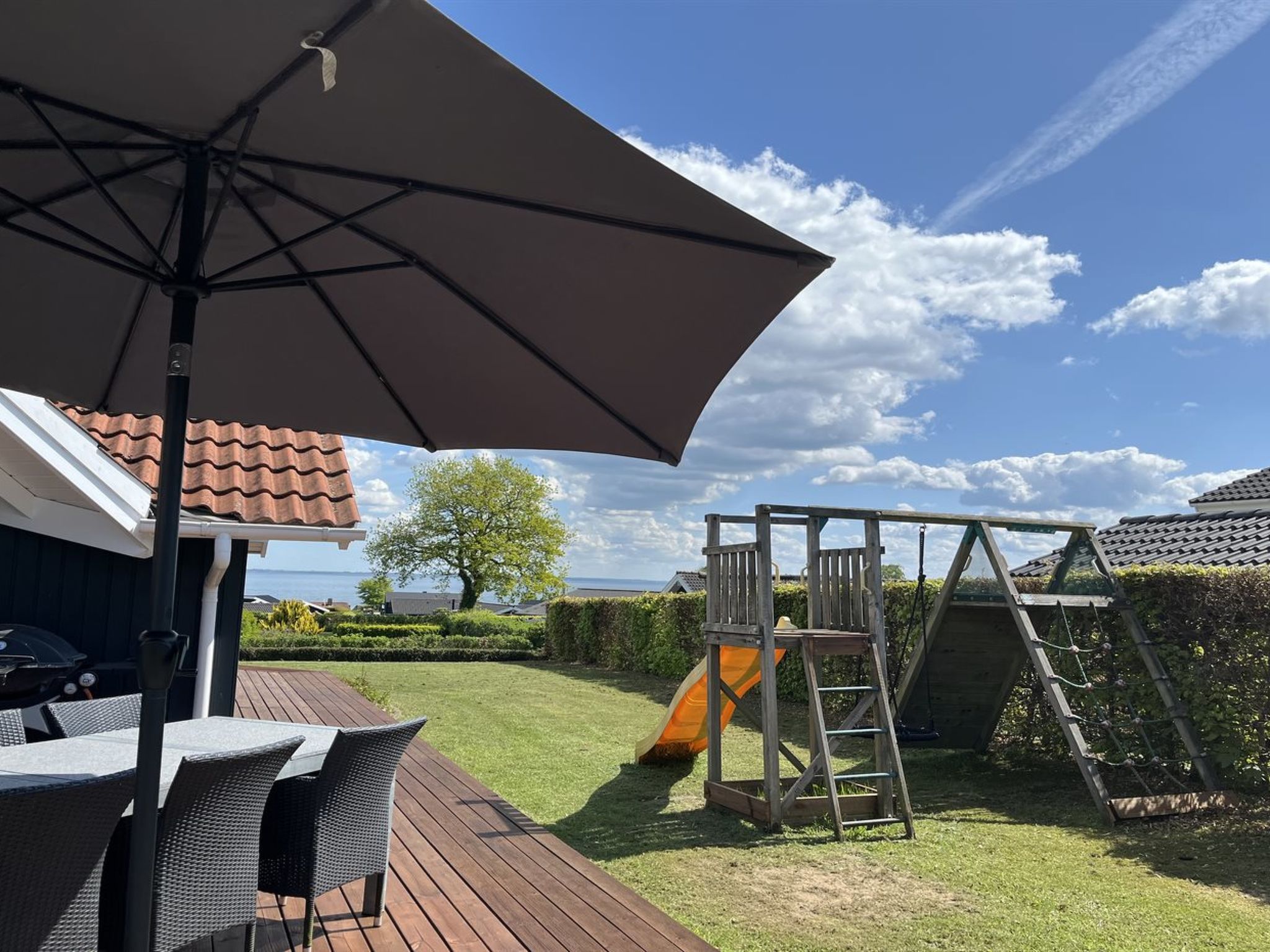 "Hoghni" - 300m from the sea-Draußen