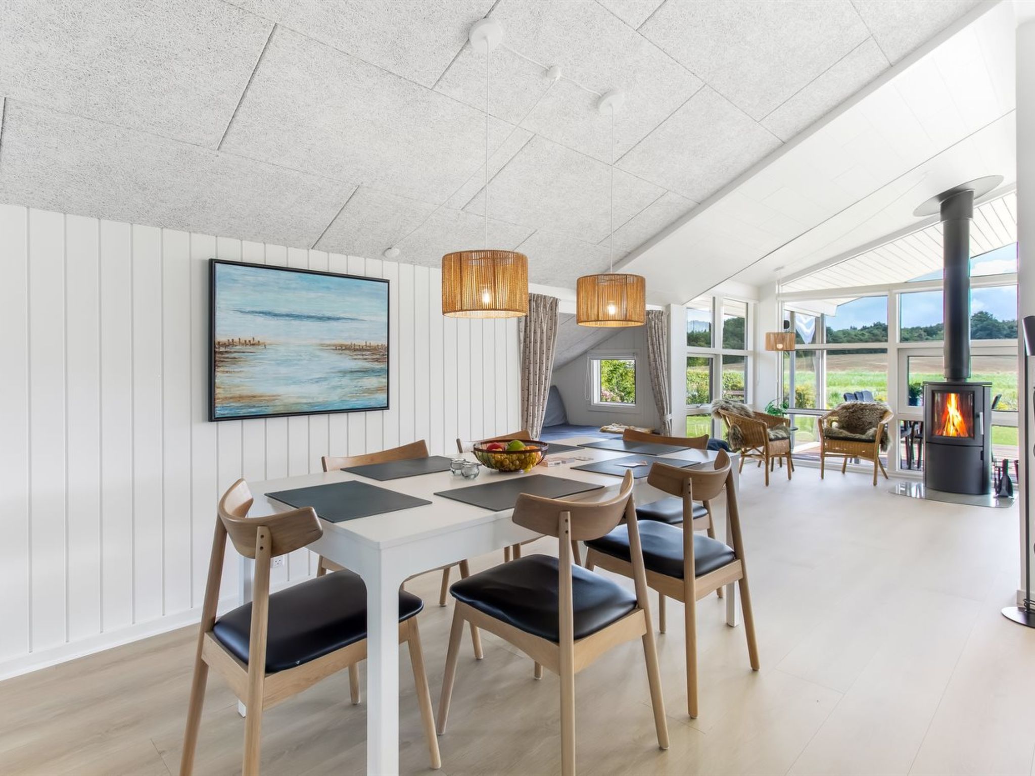 "Eisa" - 75m from the sea-Drinnen