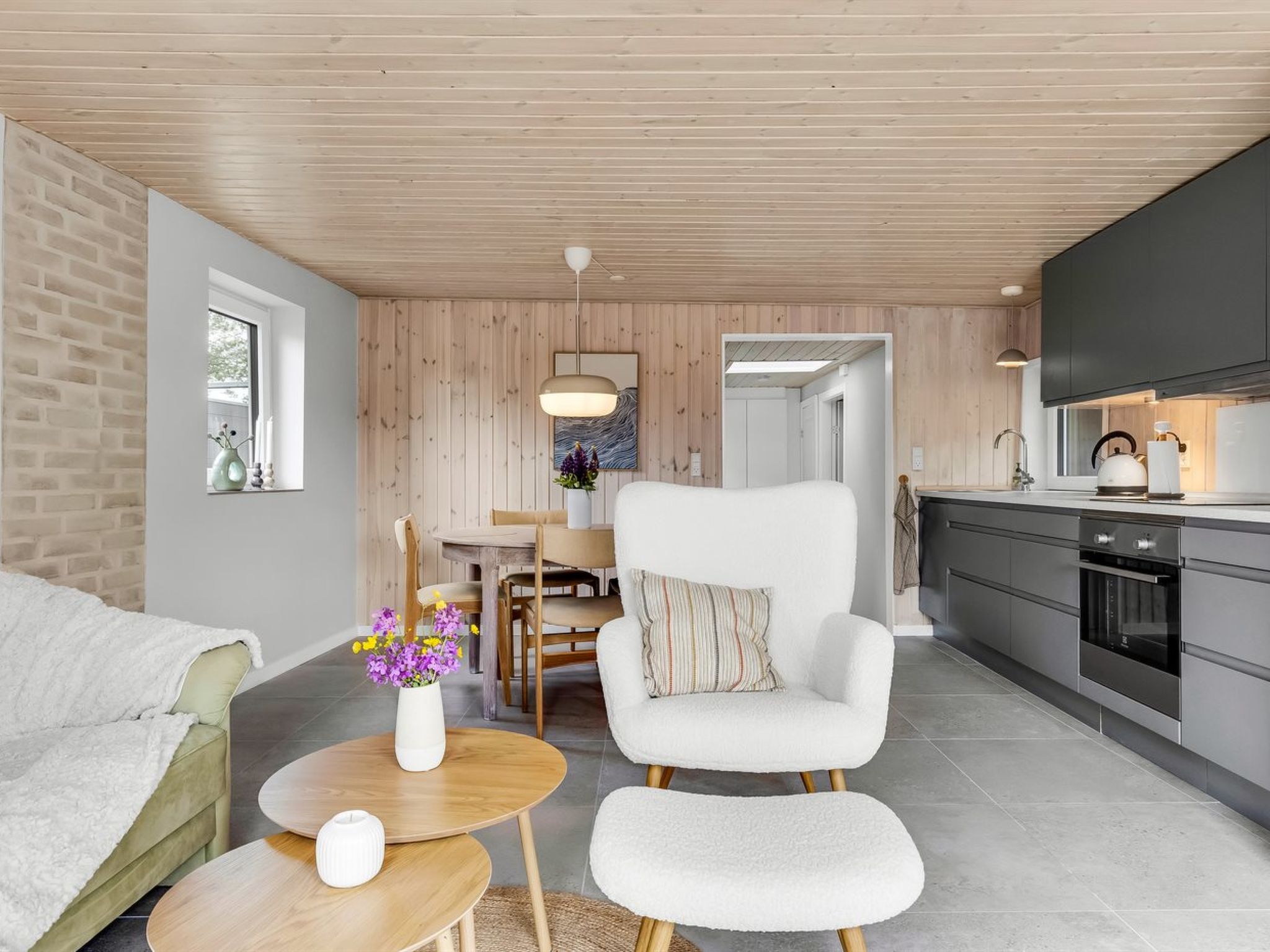 "Sylvelin" - 40m from the sea - Drinnen
