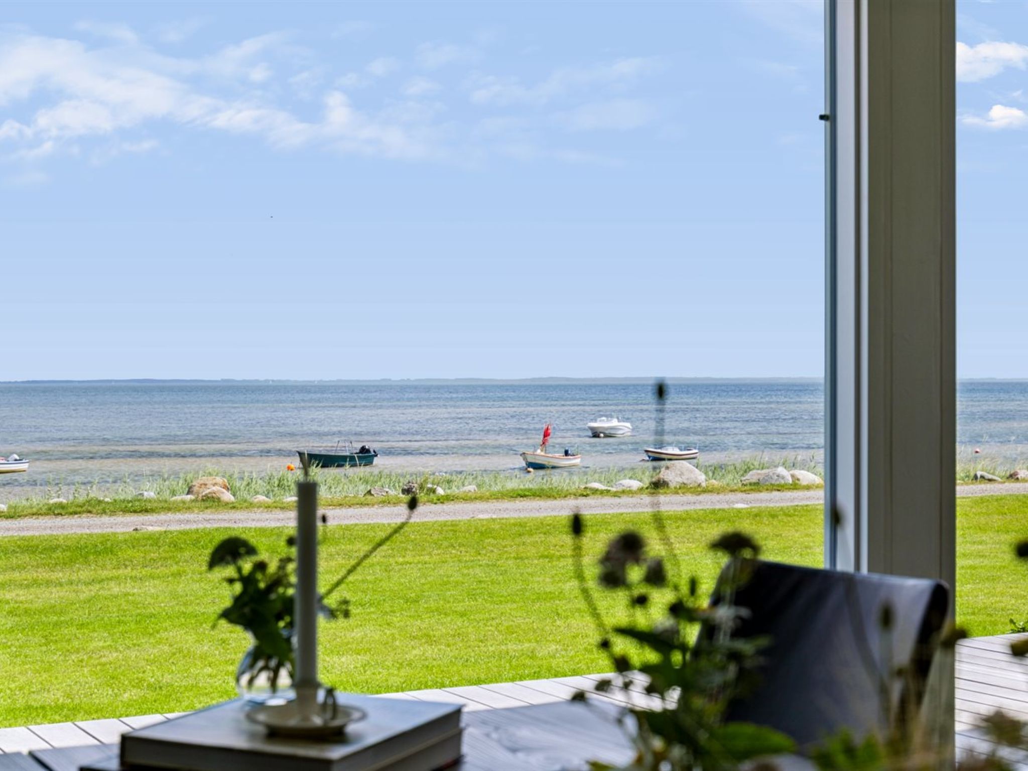 "Eljas" - 10m from the sea