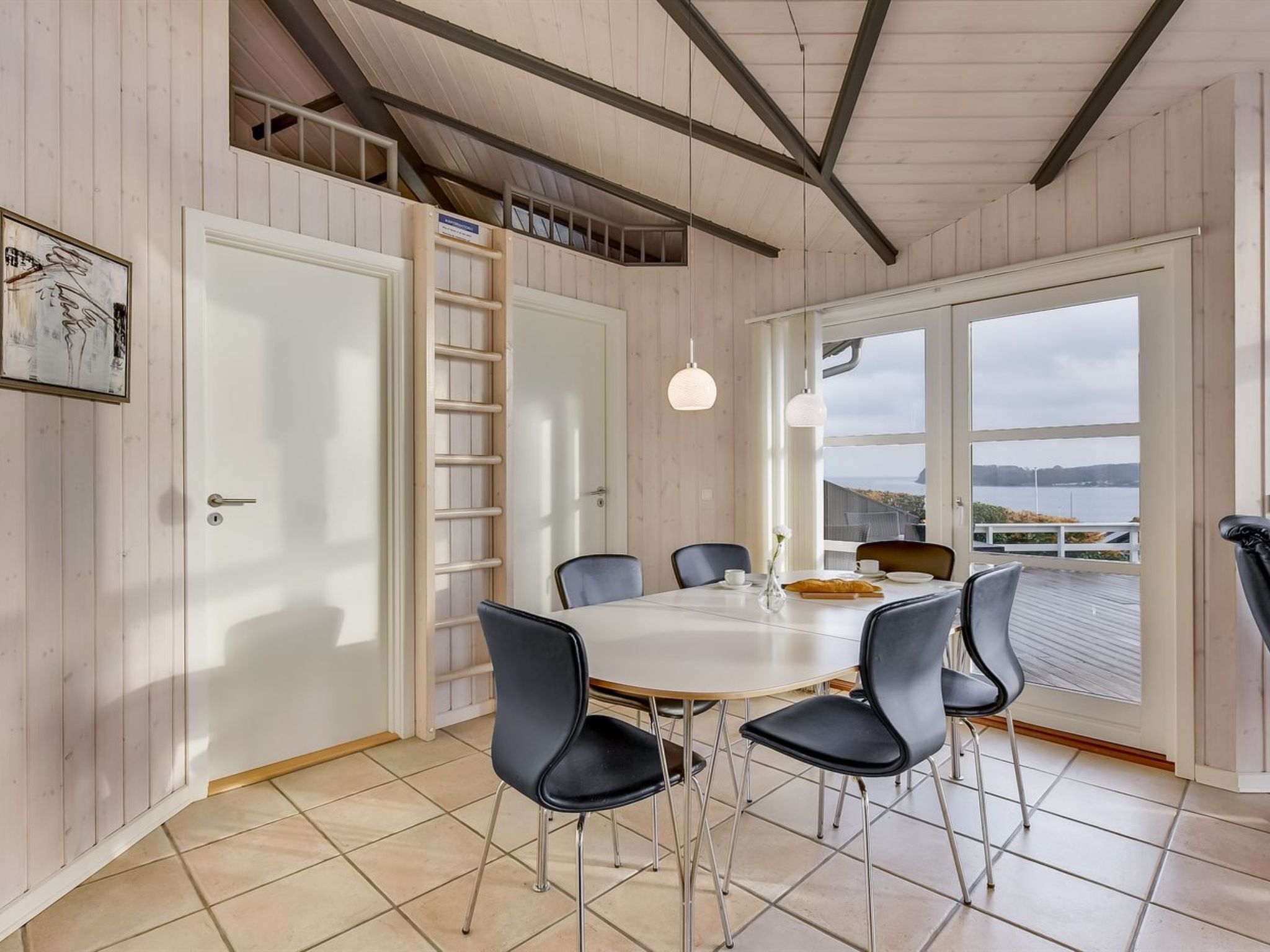 "Maj" - 150m from the sea - Drinnen