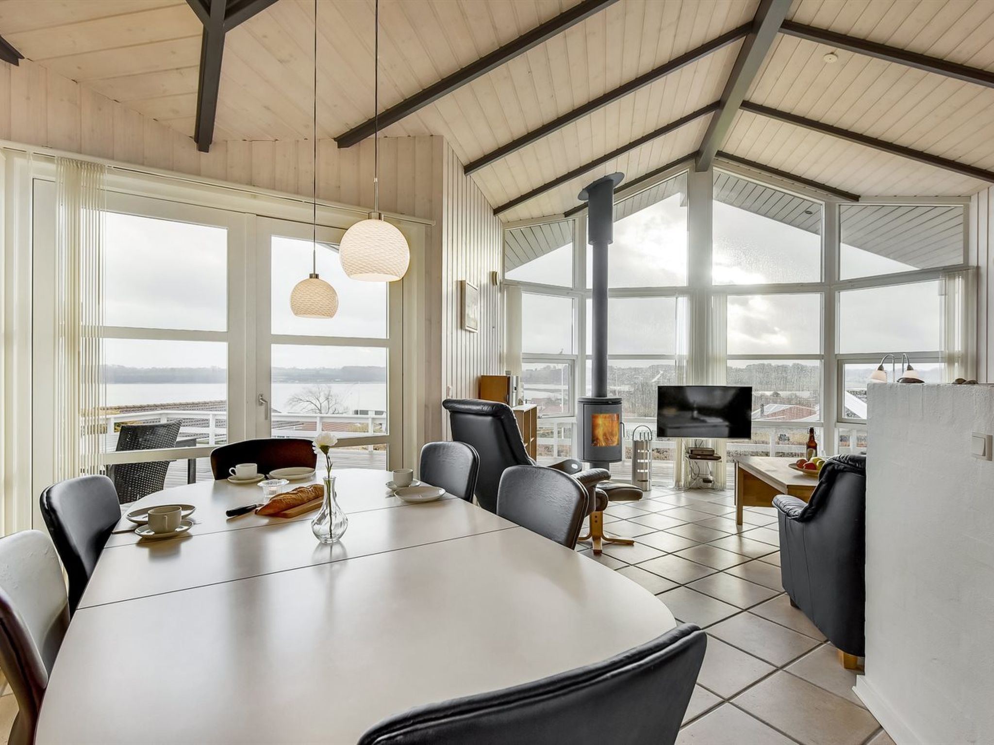 "Maj" - 150m from the sea - Drinnen