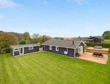 Serey: Sauna & hottub villa op 500m van strand in Hejls - thumbnail 1