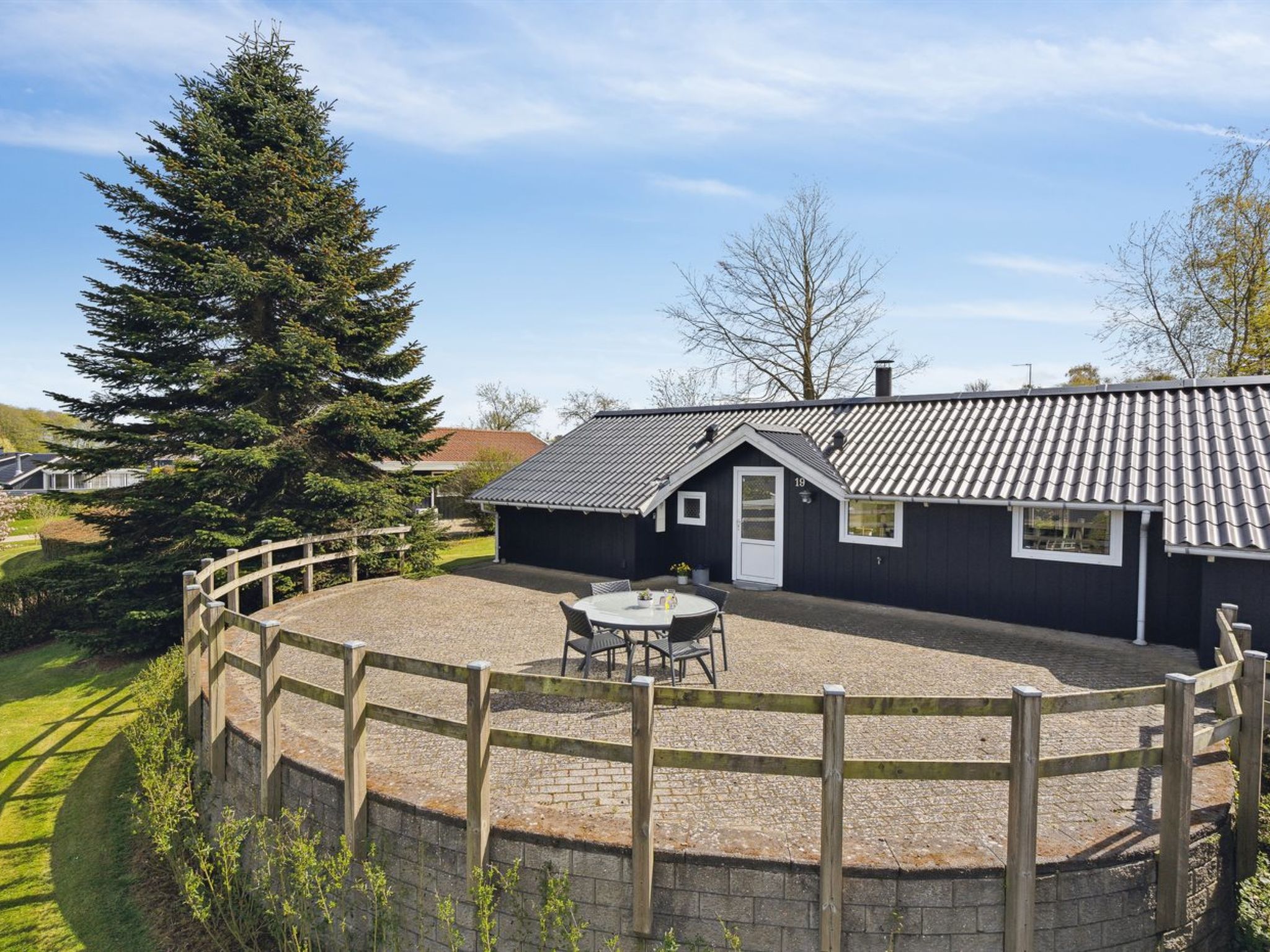 "Petrus" - 750m from the sea-Outside