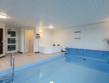 Ruime Deense vakantiewoning met privézwembad en sauna, 950m van het strand - thumbnail 1