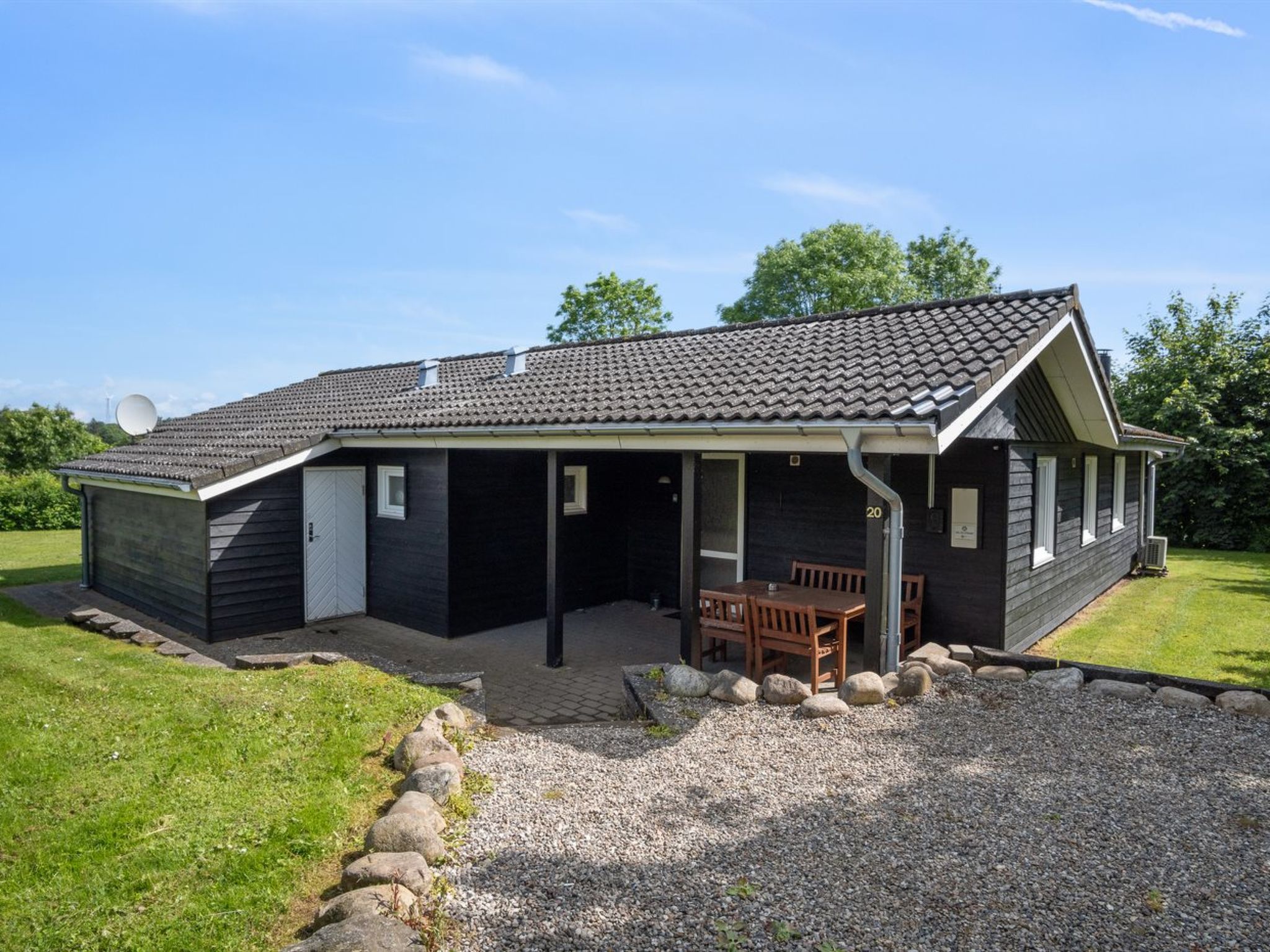 "Peder" - 950m from the sea