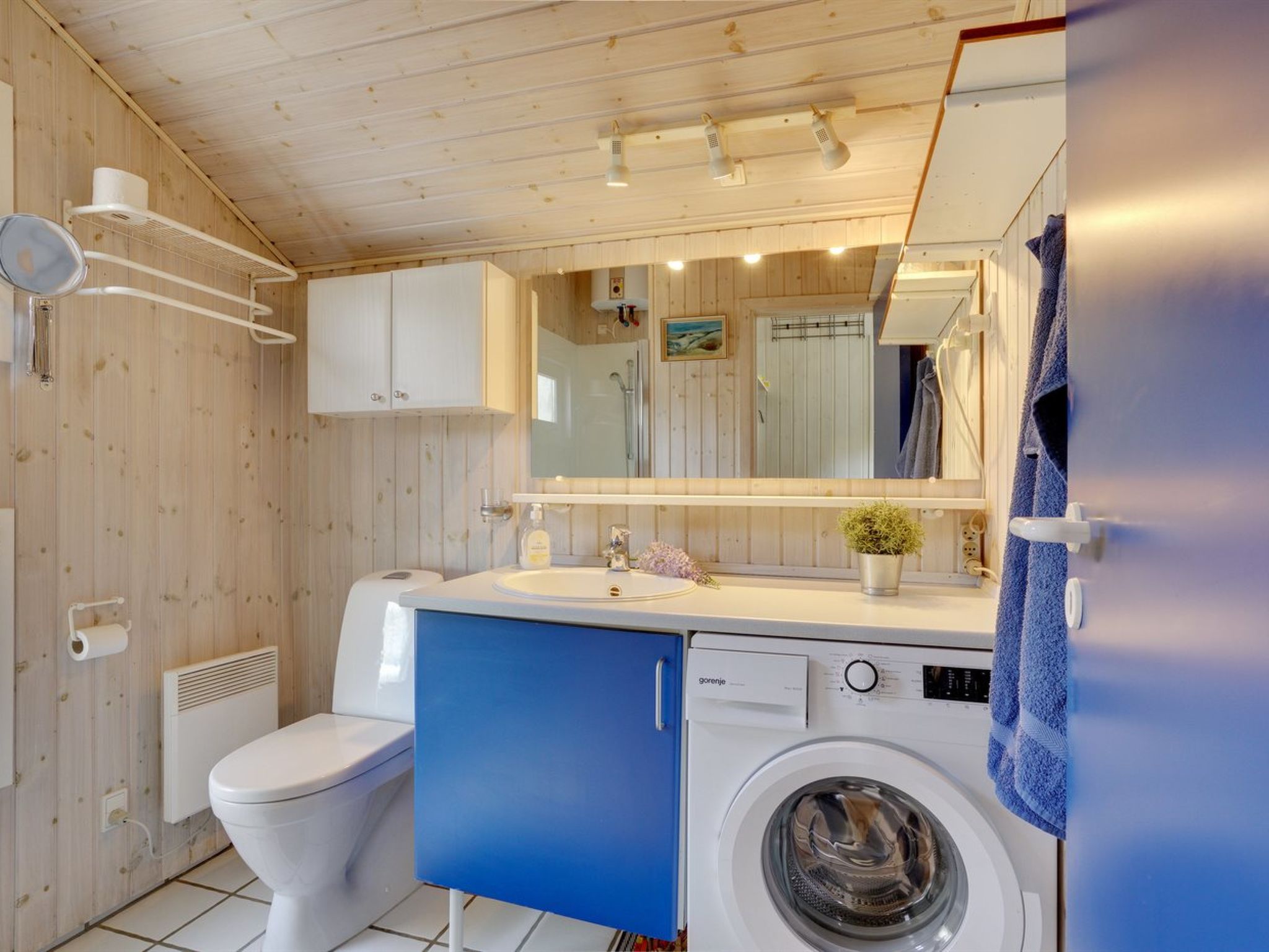 "Heimeram" - 150m from the sea-Drinnen