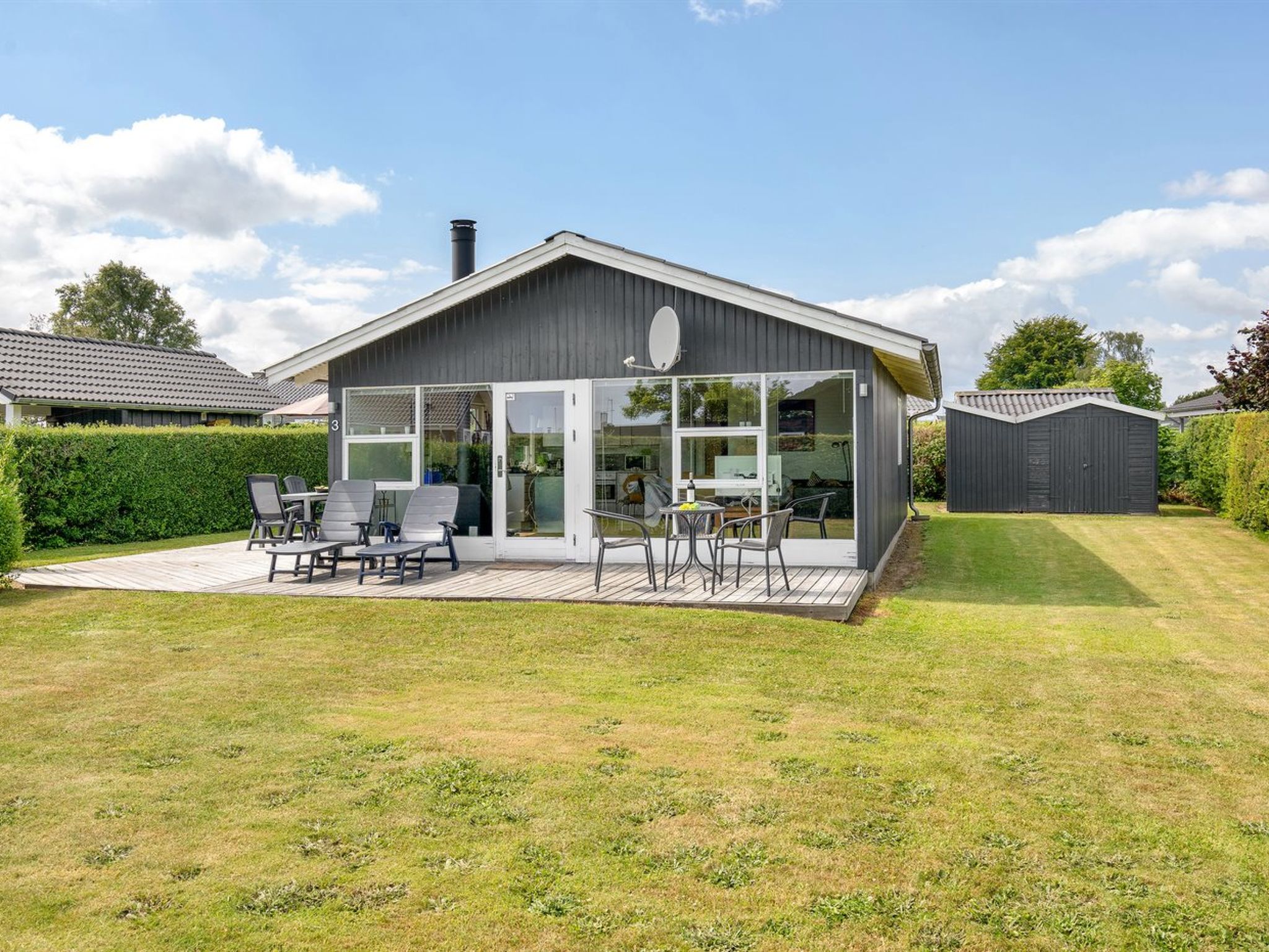 "Blesse" - 250m from the sea - Buiten