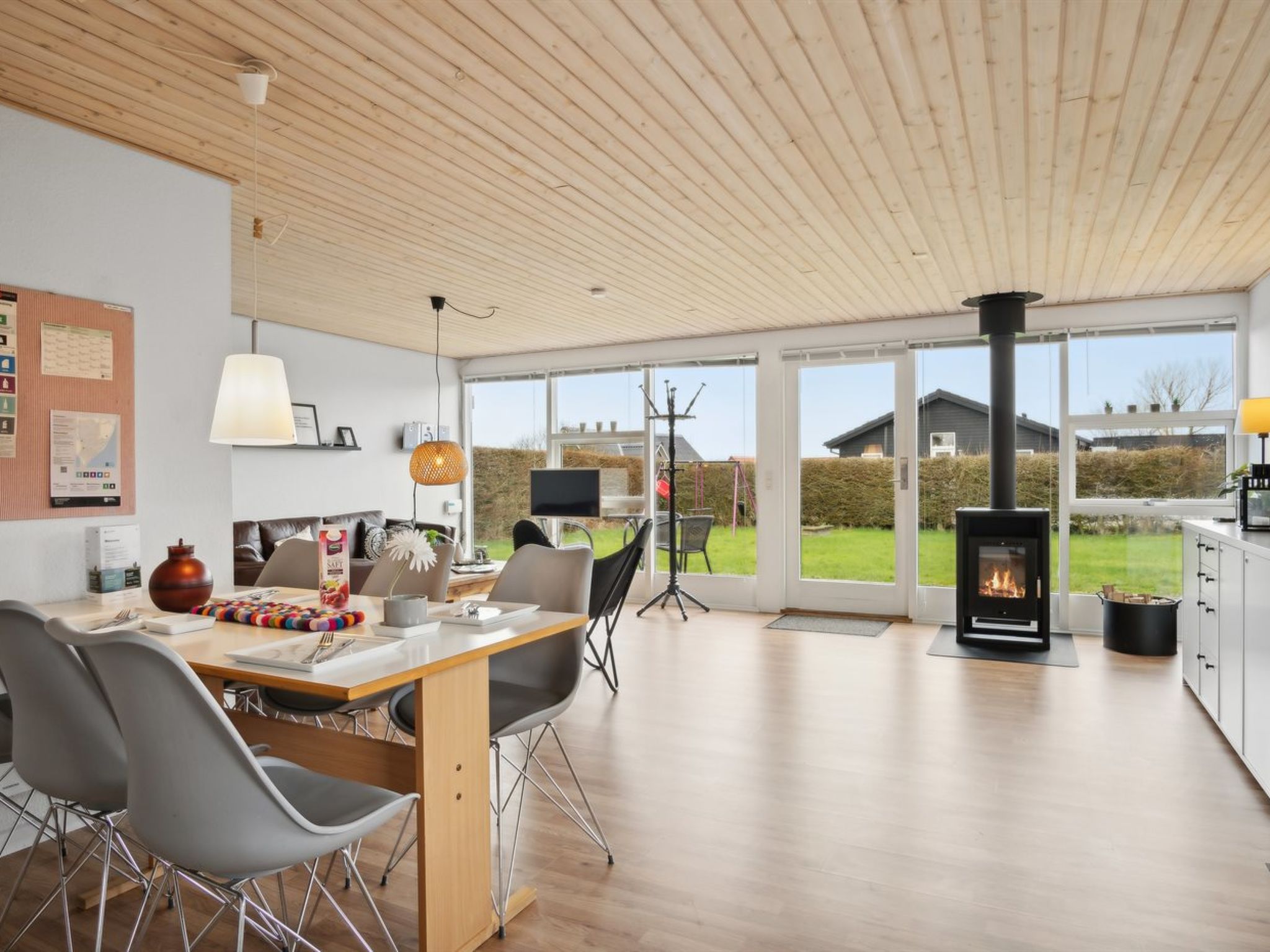 "Blesse" - 250m from the sea-Binnen