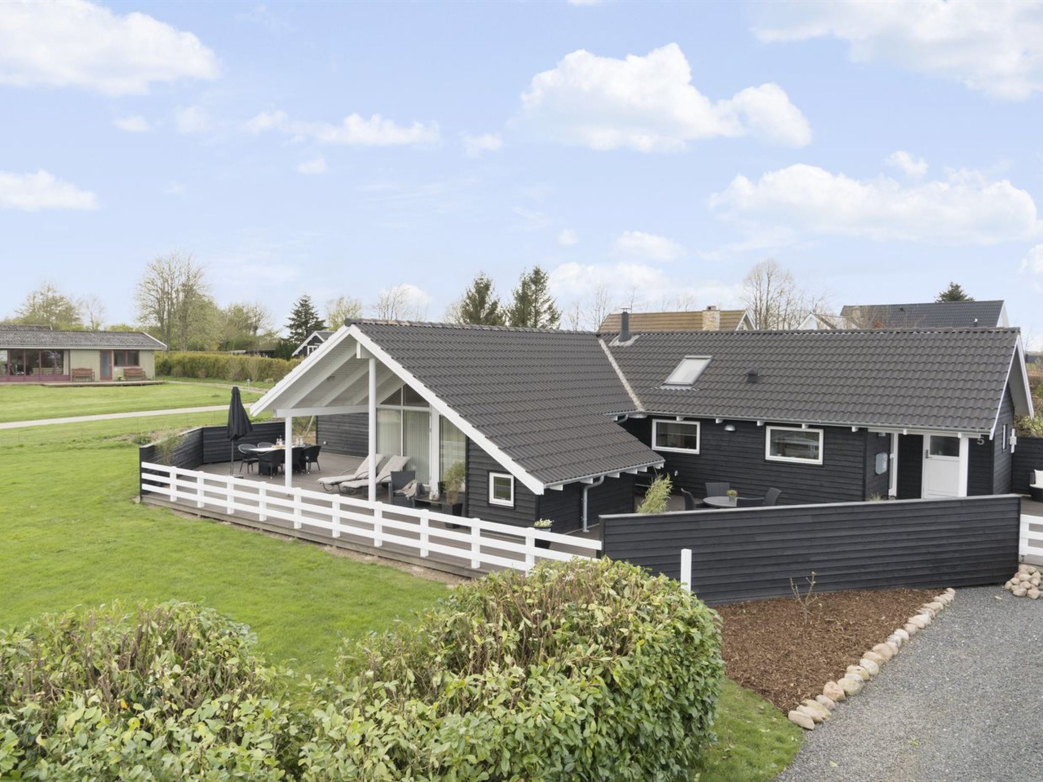 "Hansa" - 900m from the sea