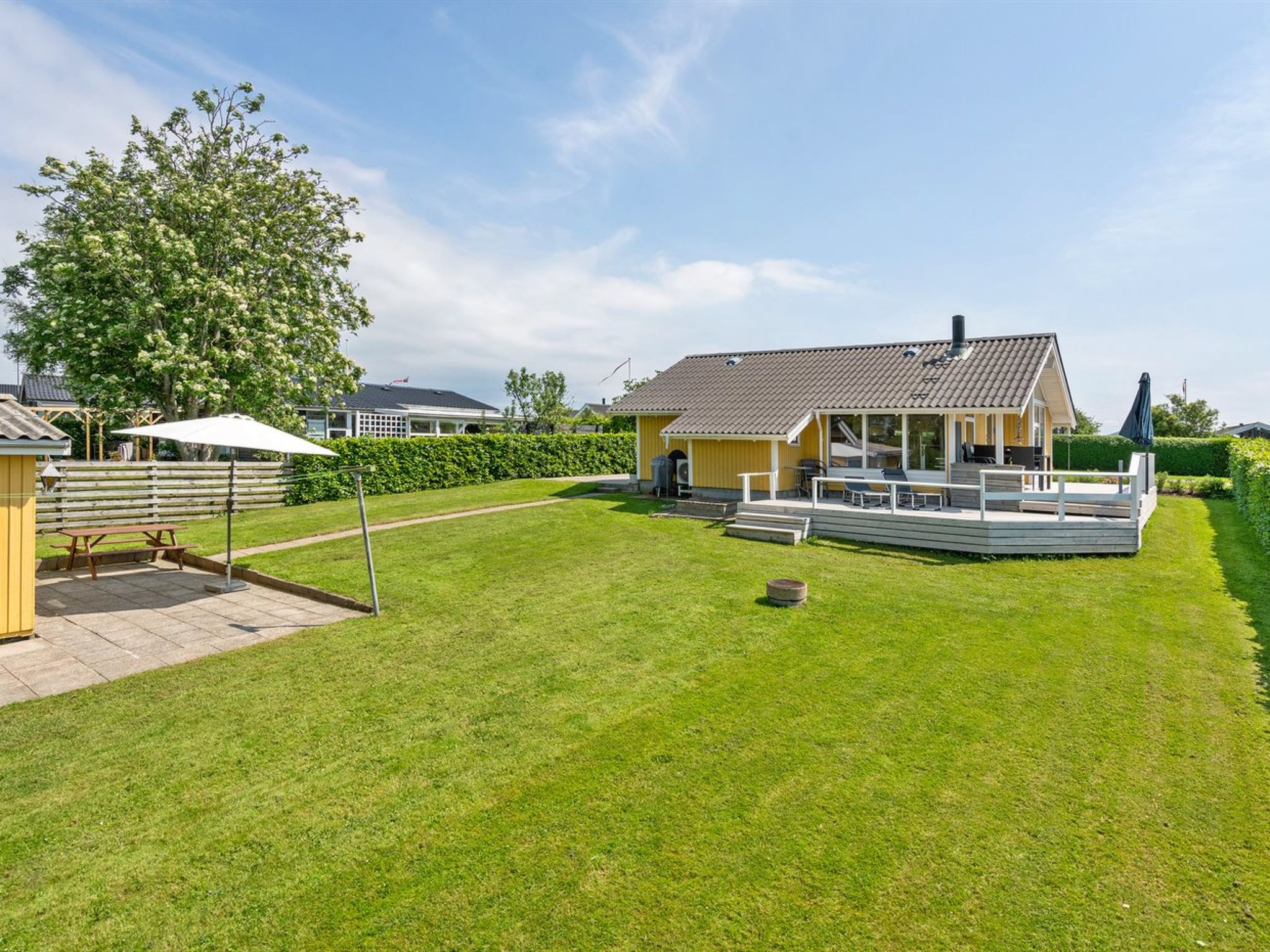 "Albantine" - 150m from the sea
