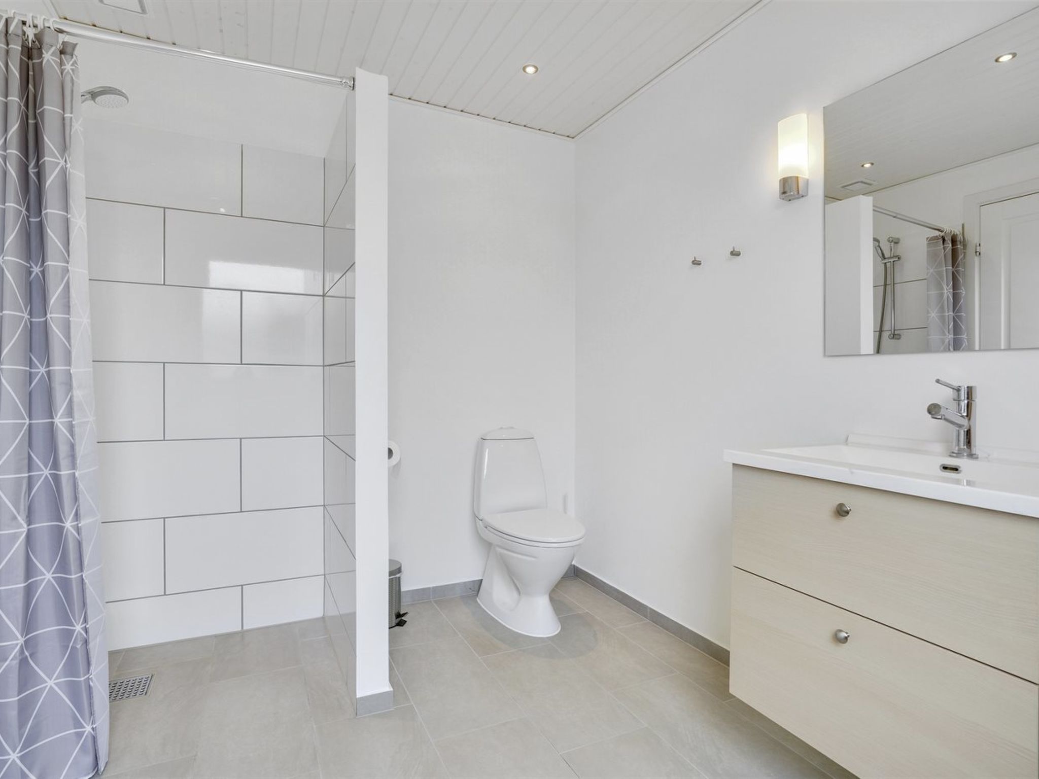 "Ankarl" - 700m from the sea - Binnen