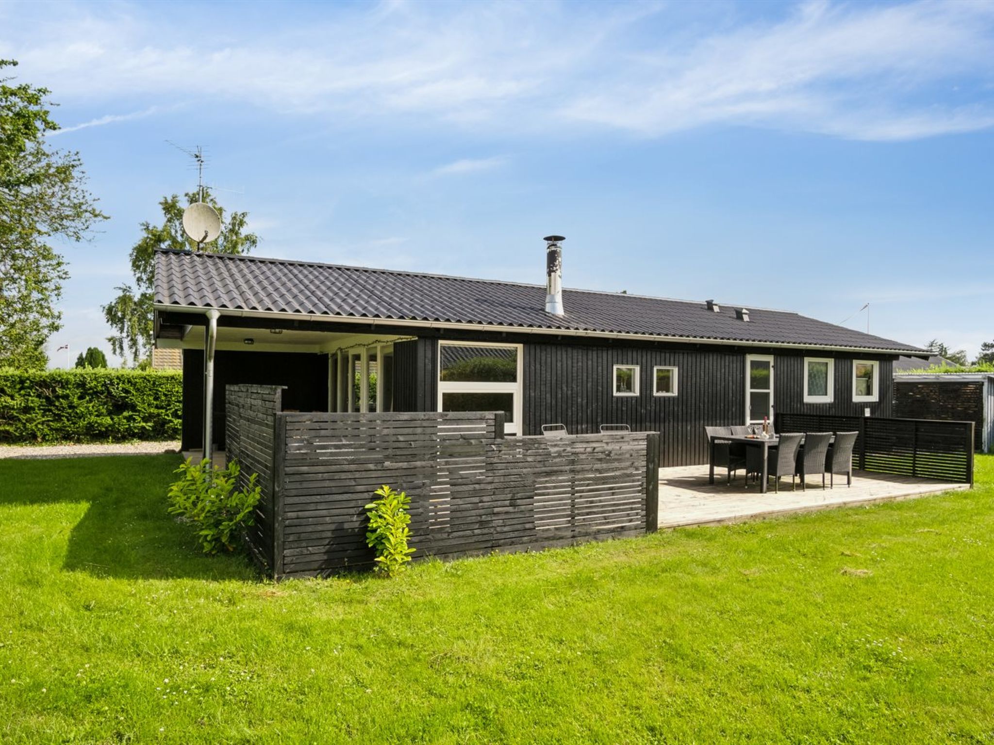 "Volmer" - 700m from the sea