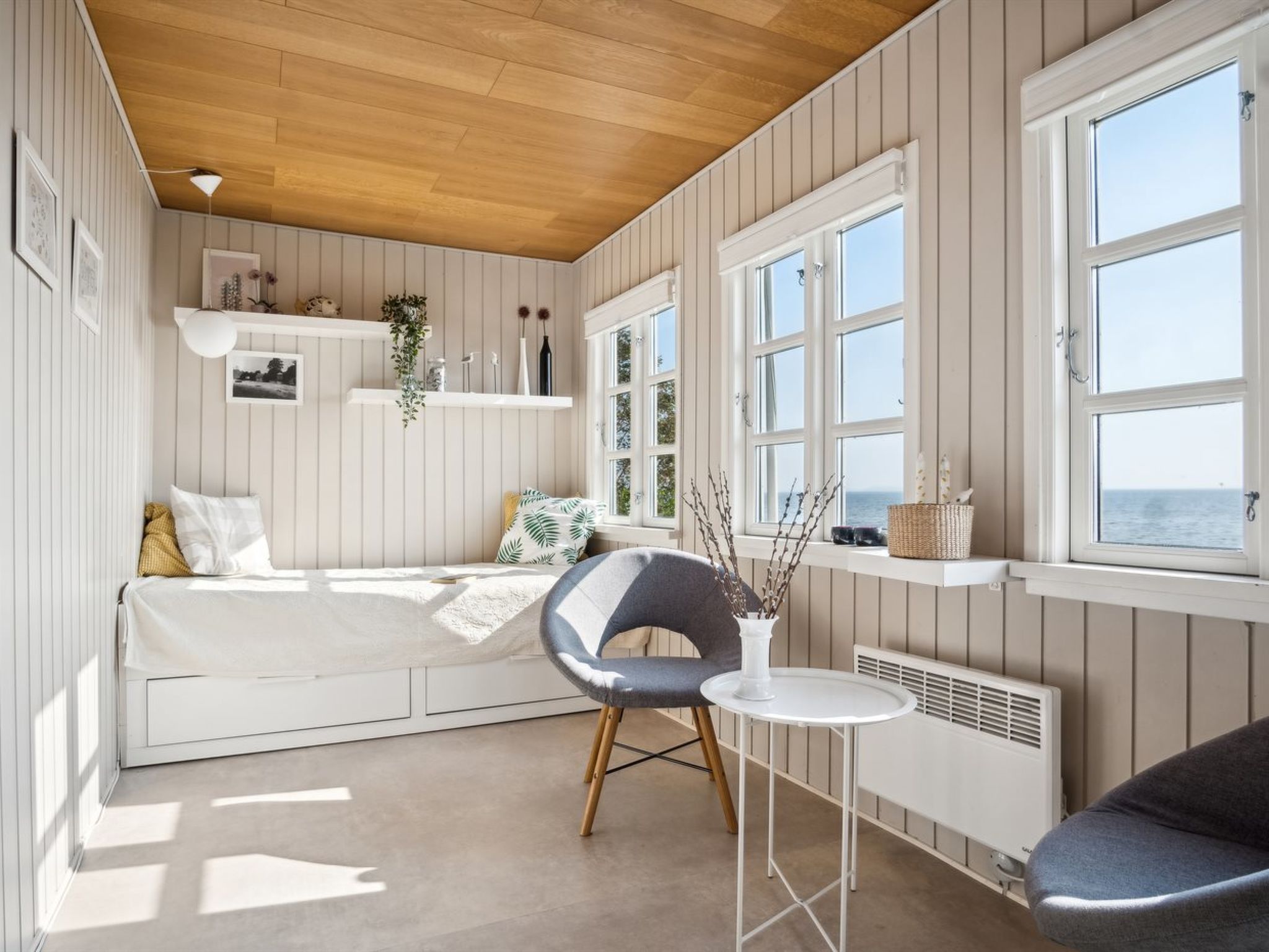 "Drifa" - 20m from the sea-Drinnen