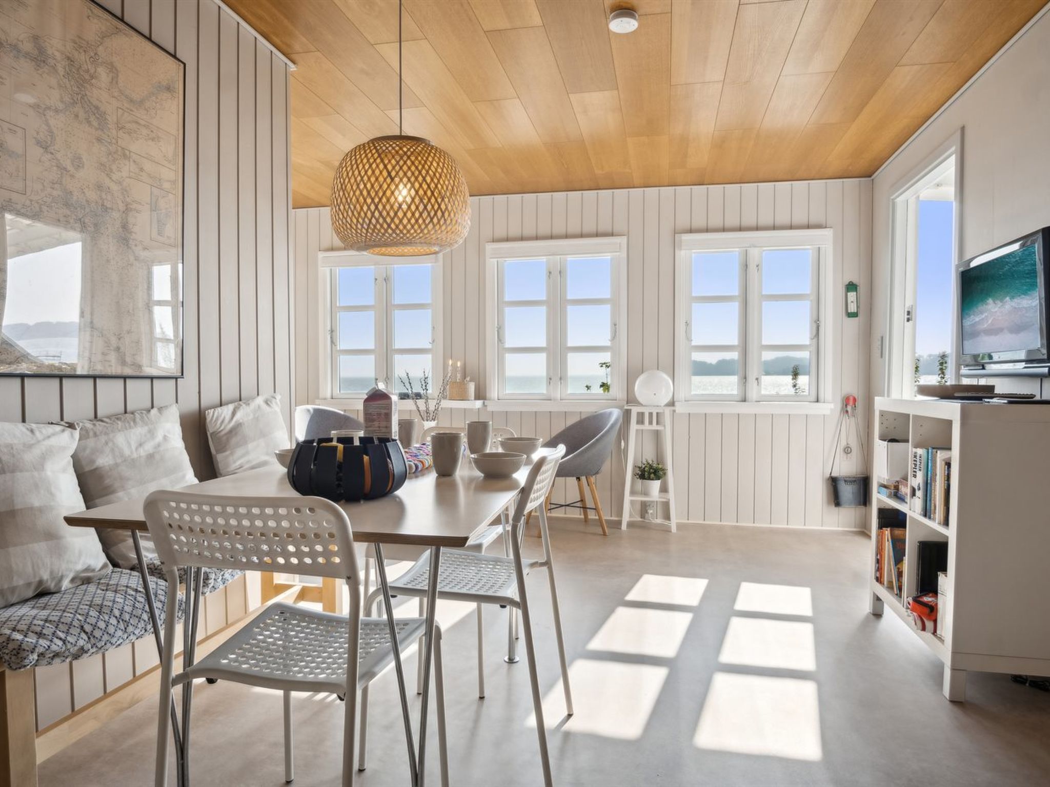 "Drifa" - 20m from the sea-Drinnen