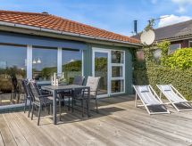 Egonie: Gezellig vakantiehuis met zeezicht op 100m van het strand in Hejls - thumbnail 1