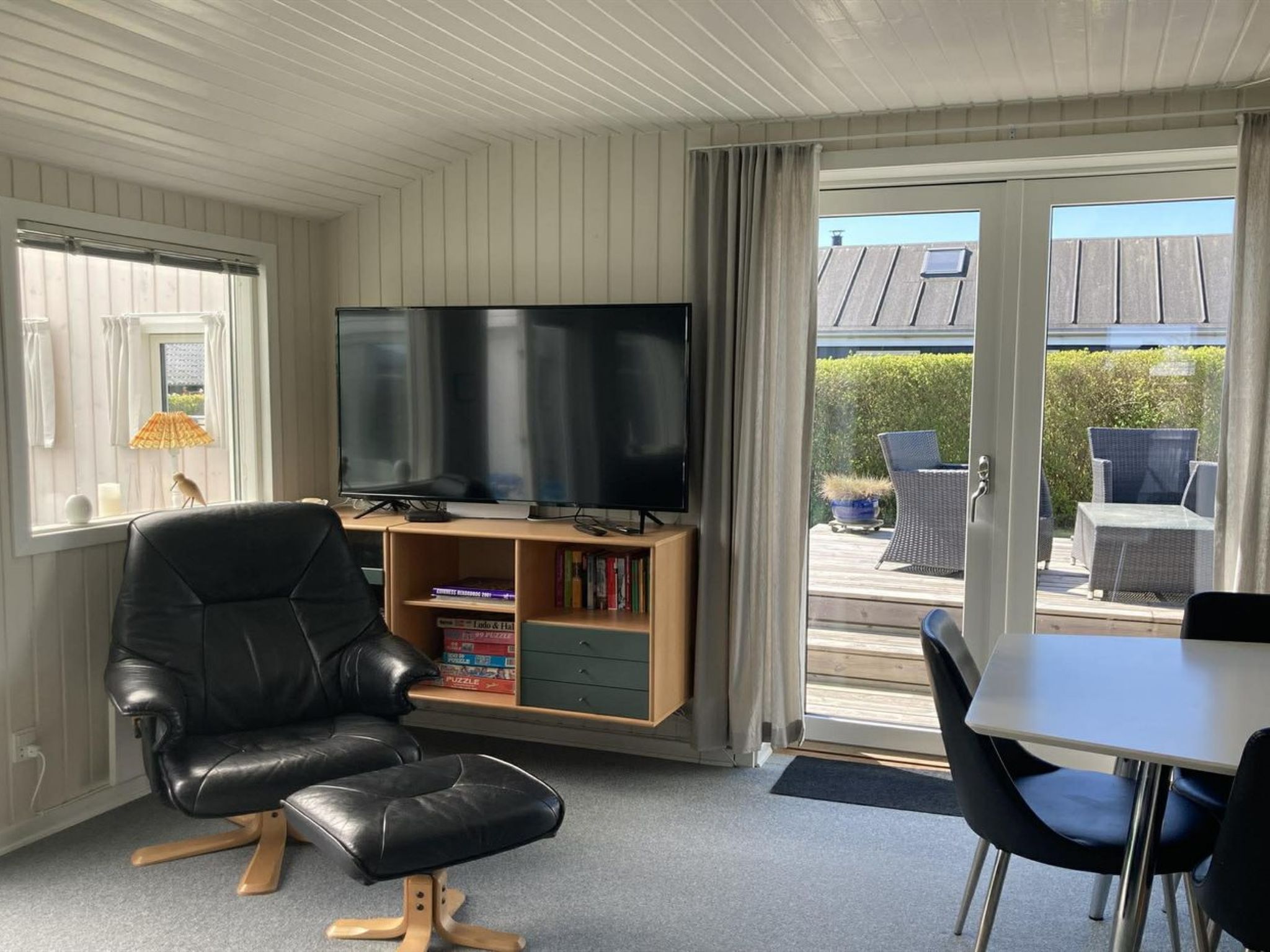 "Raymond" - 175m from the sea - Inside