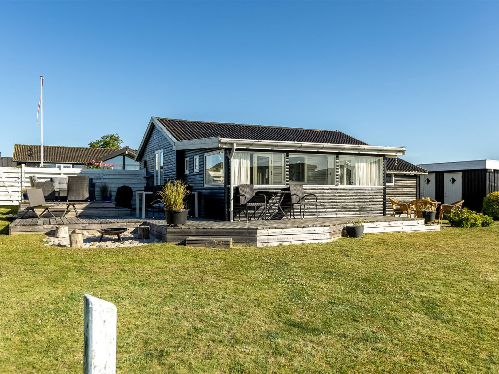 "Raymond" - 175m from the sea - Outside