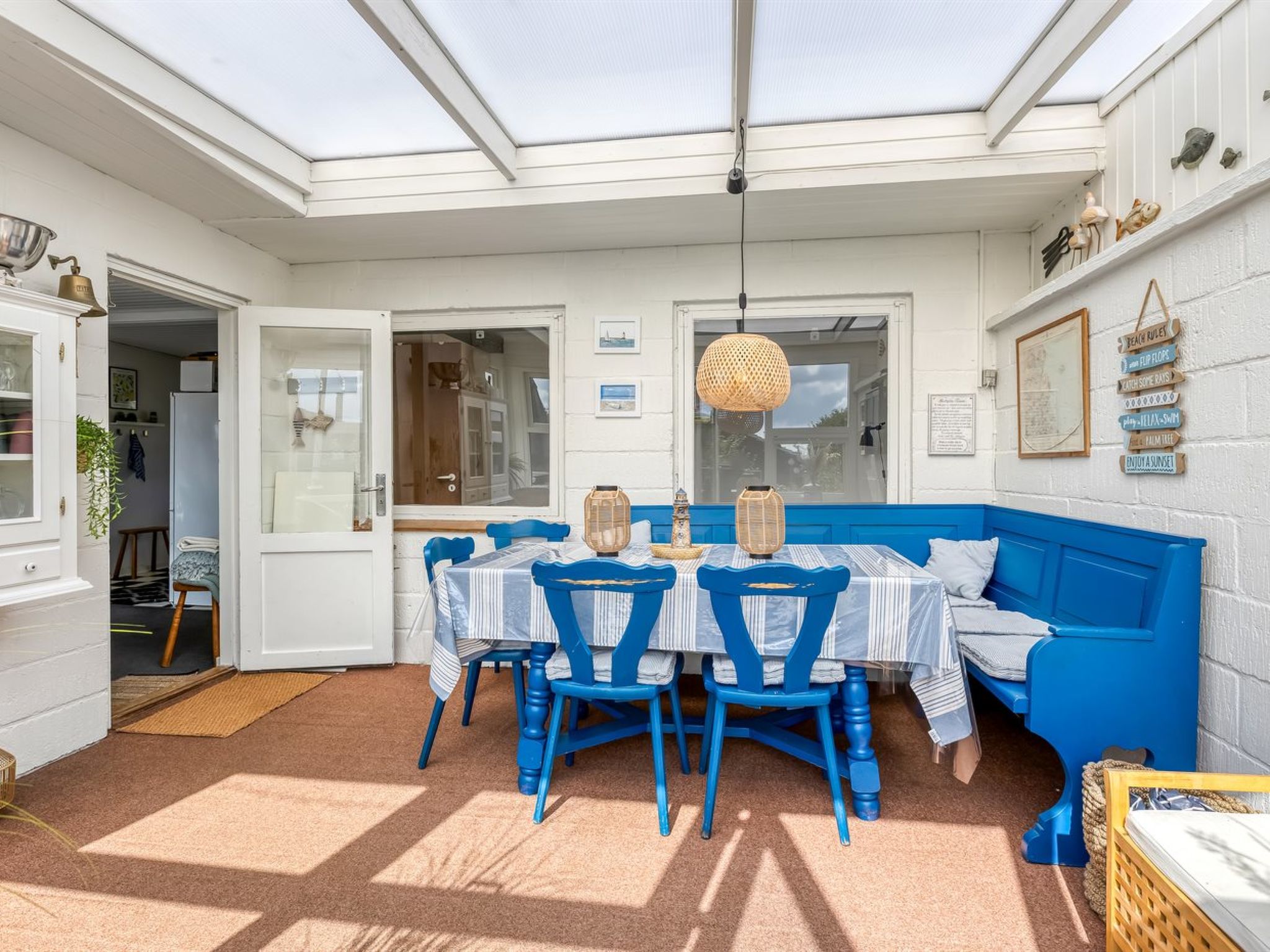 "Delan" - 75m from the sea-Drinnen