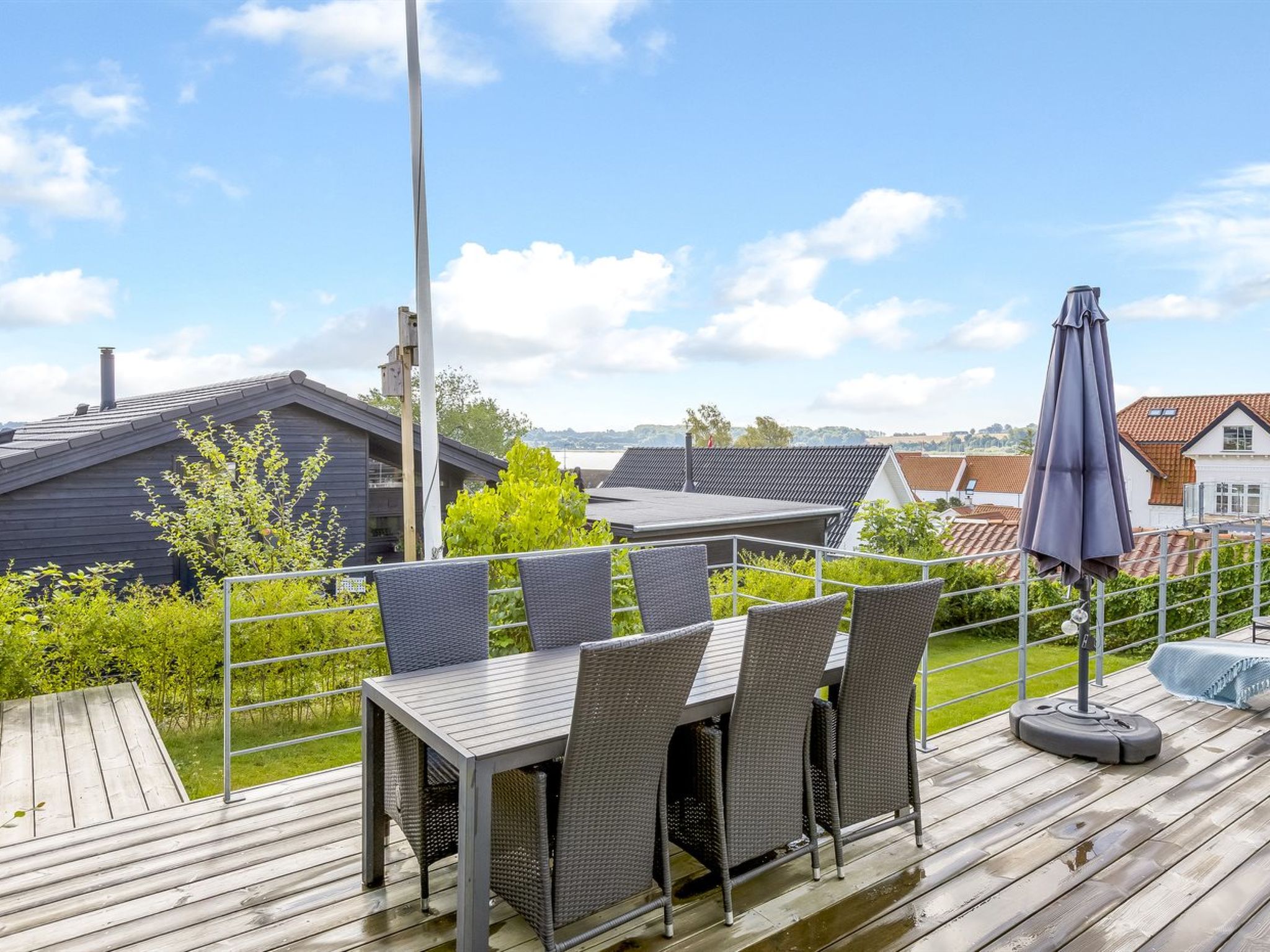"Delan" - 75m from the sea-Draußen