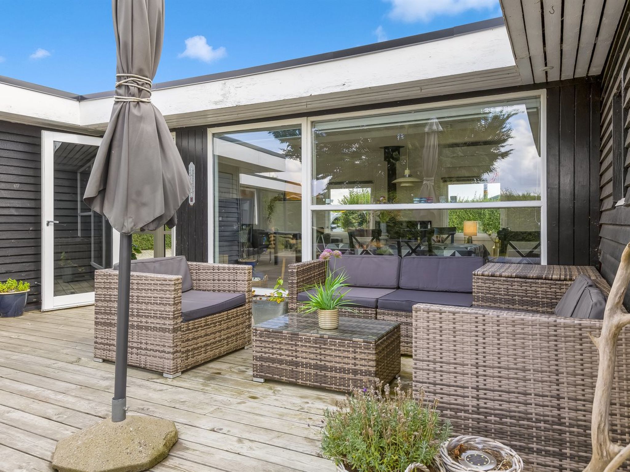 "Adia" - 500m from the sea-Outside