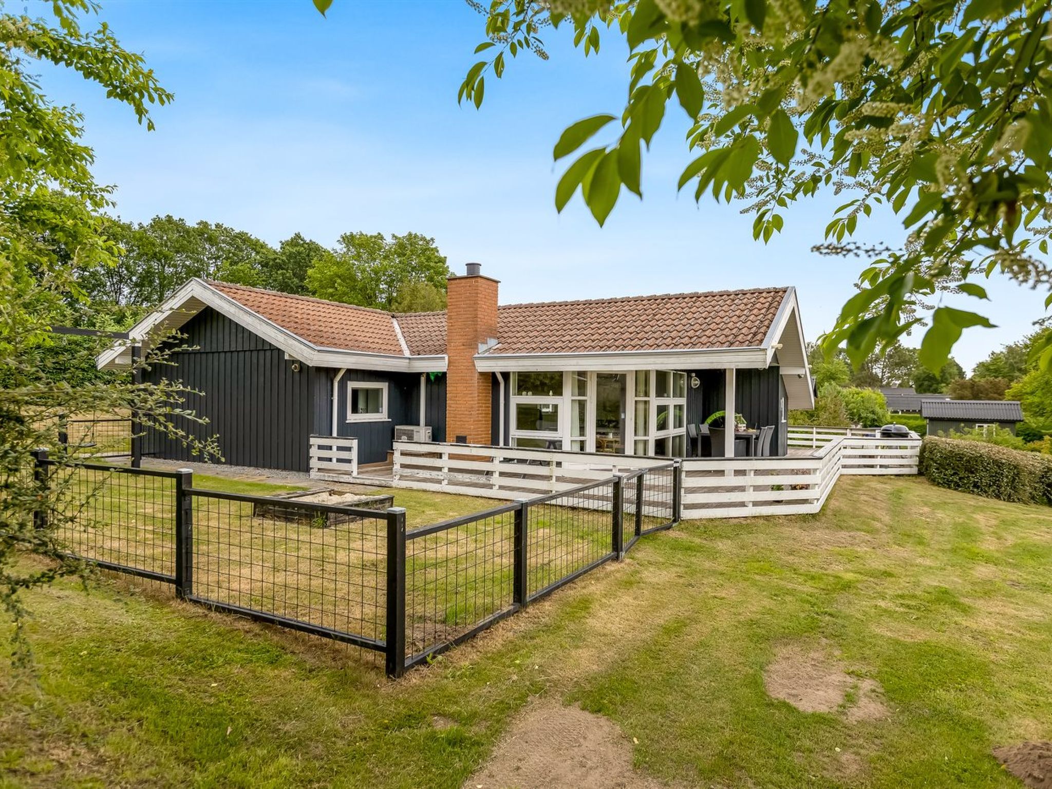 "Joonatan" - 900m from the sea-Outside