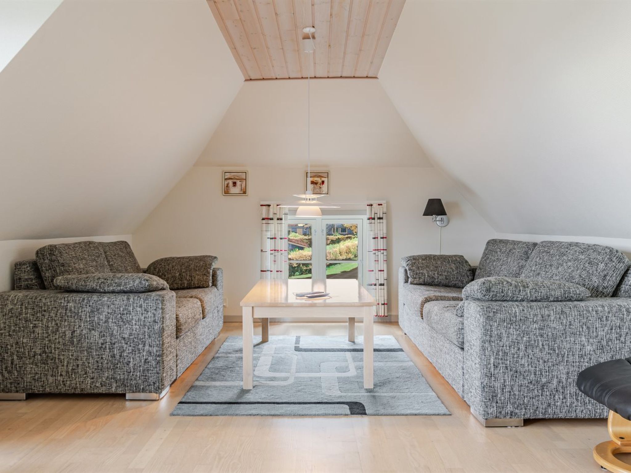 "Arvi" - 100m from the sea-Binnen