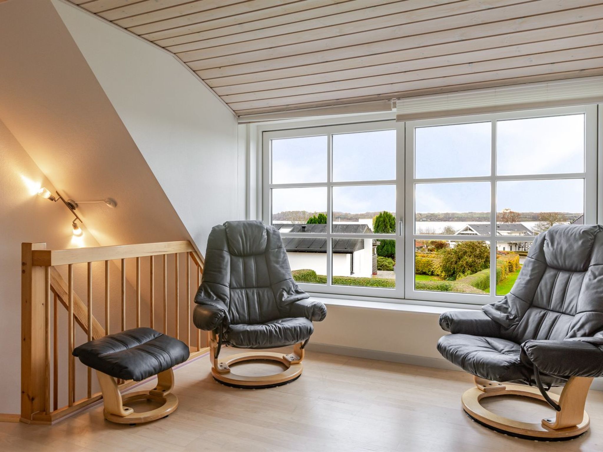 "Arvi" - 100m from the sea-Binnen