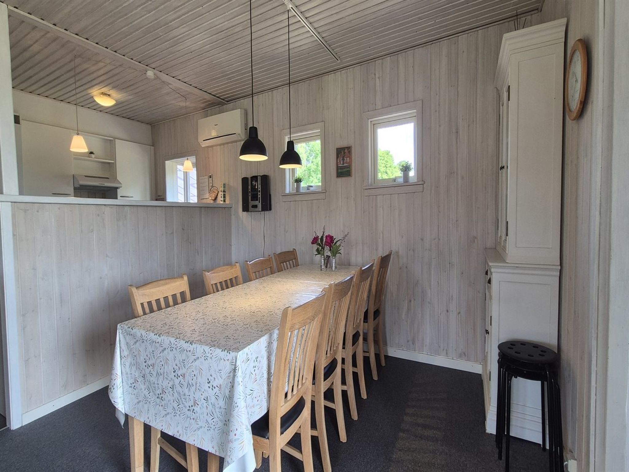 "Vinny" - 1km from the sea - Binnen