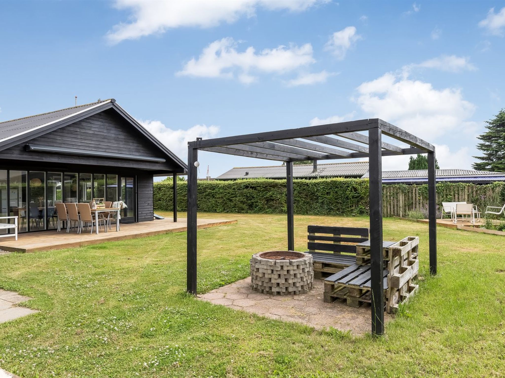"Solvey" - 700m from the sea