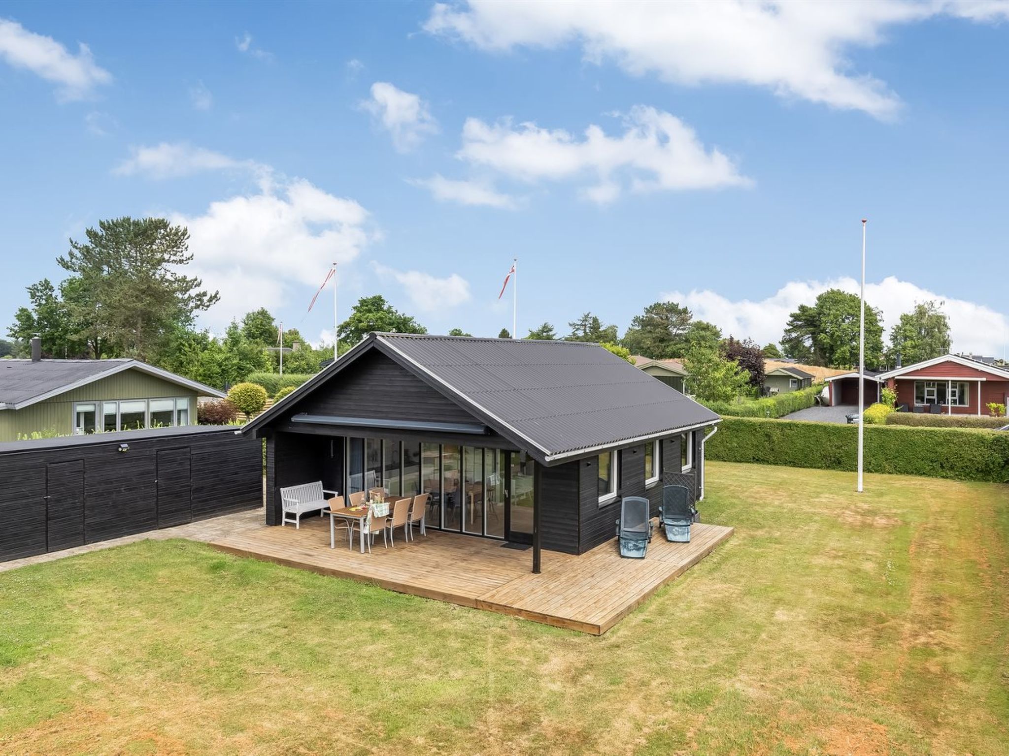 "Solvey" - 700m from the sea