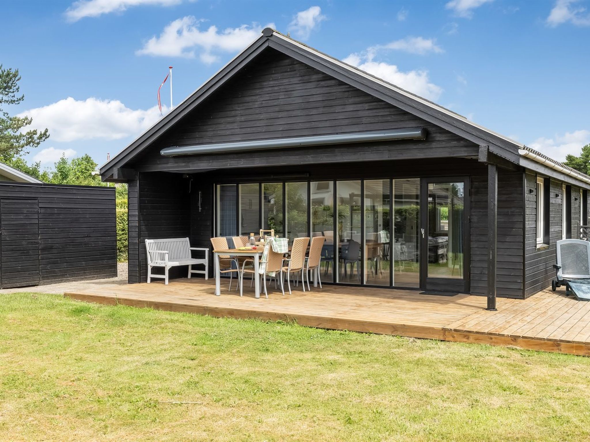 "Solvey" - 700m from the sea - Buiten